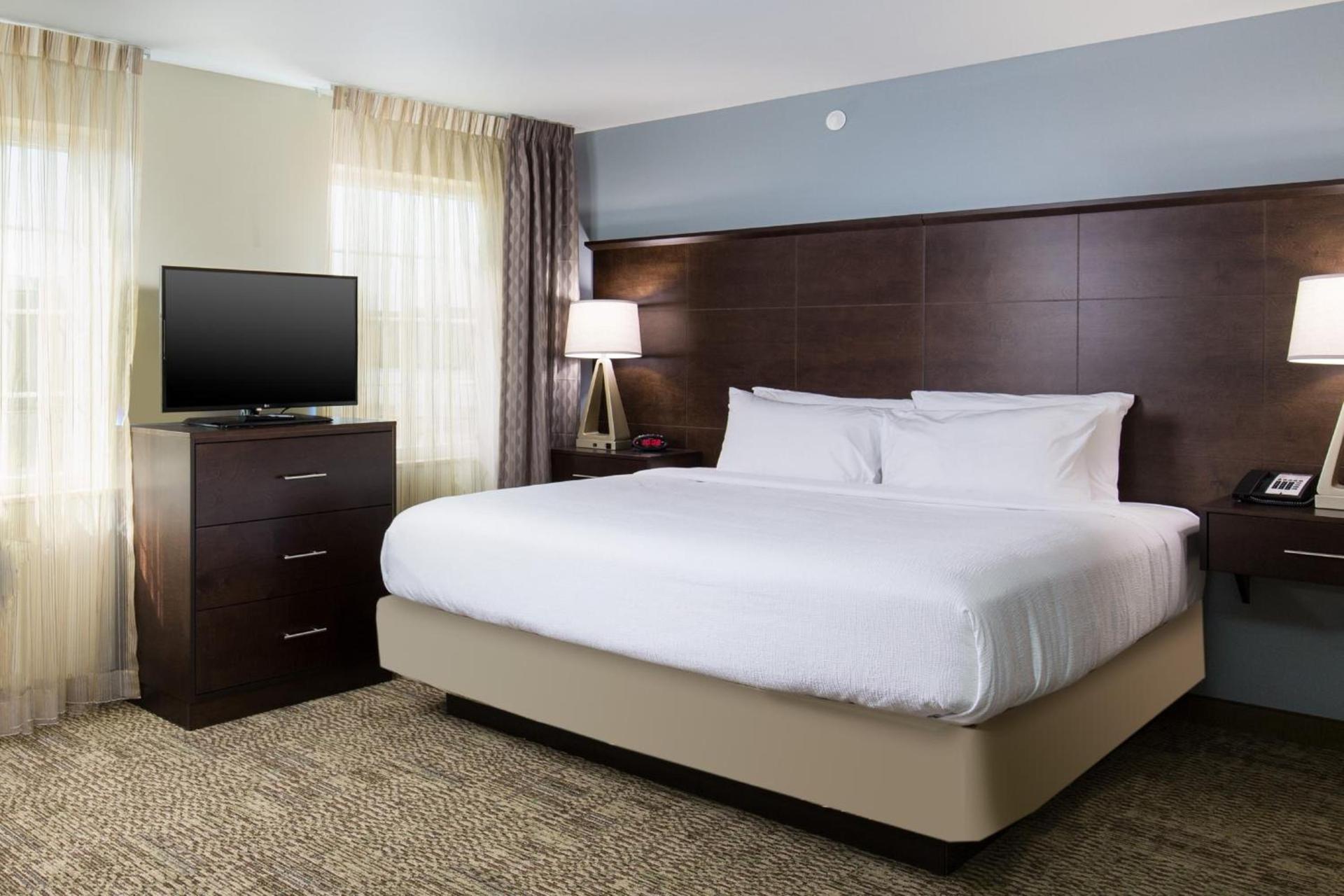 Staybridge Suites Sacramento-Folsom by IHG photo 45