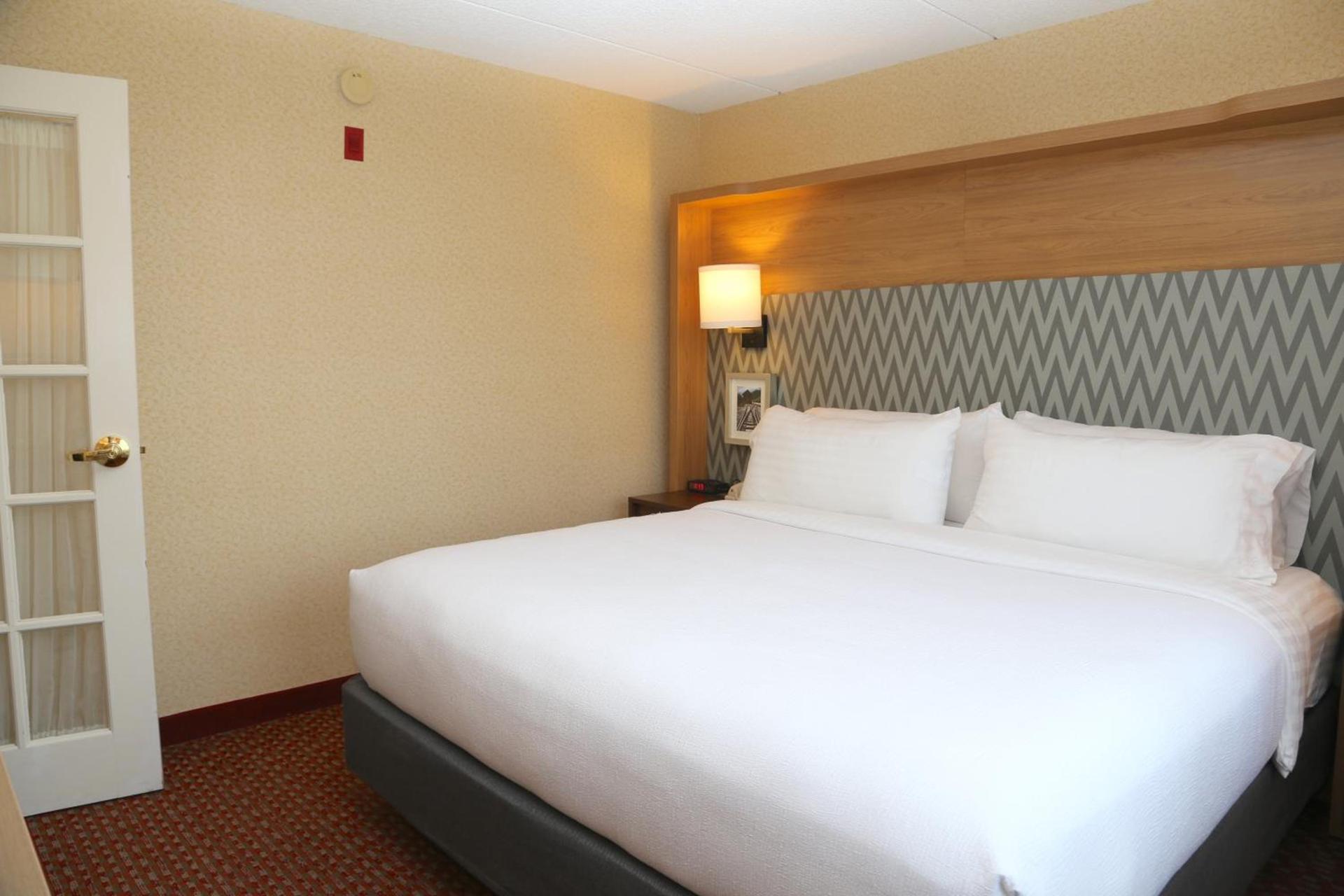 Holiday Inn Salem by IHG photo 54