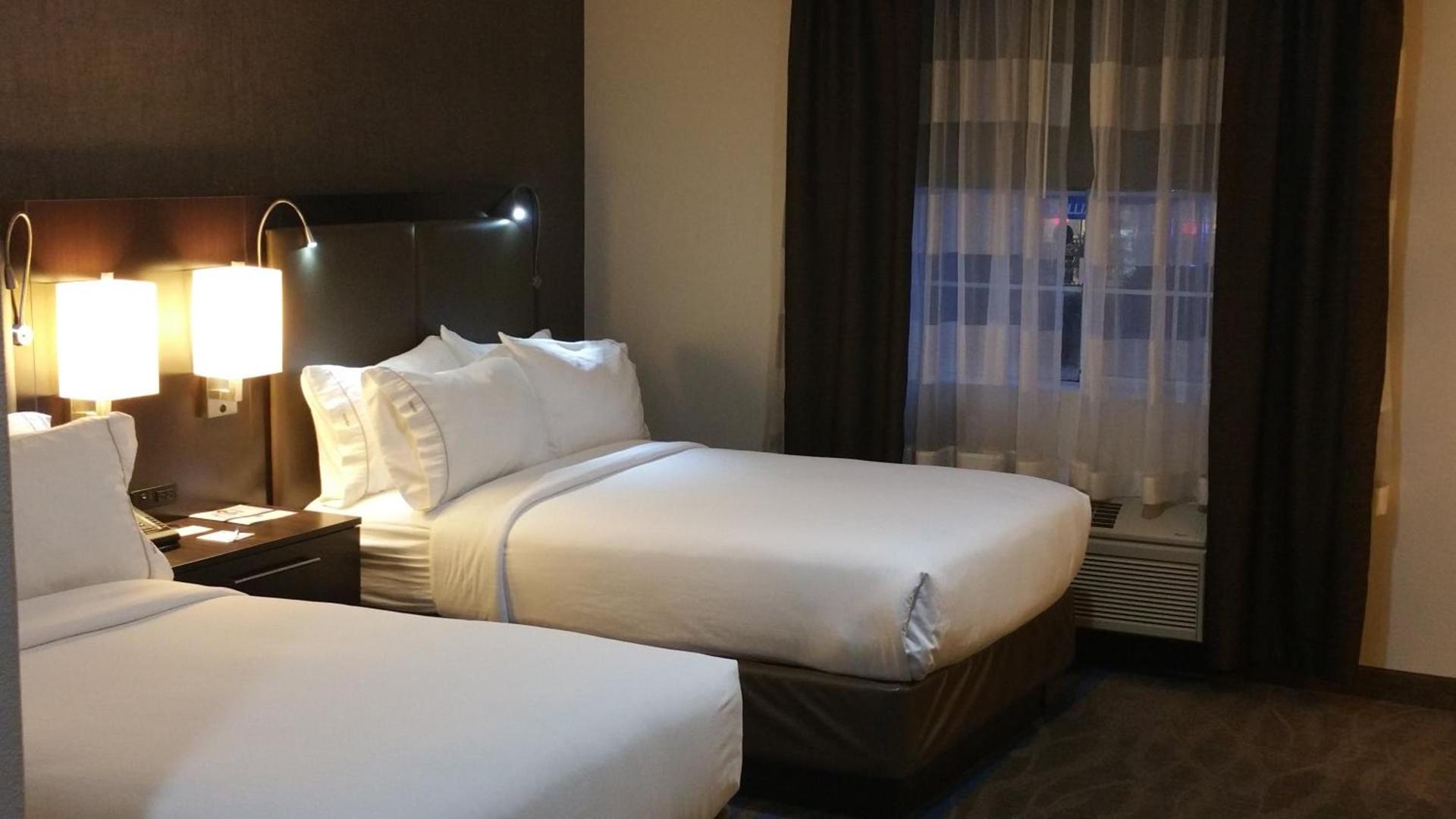 Holiday Inn Express & Suites Santa Clara by IHG photo 32