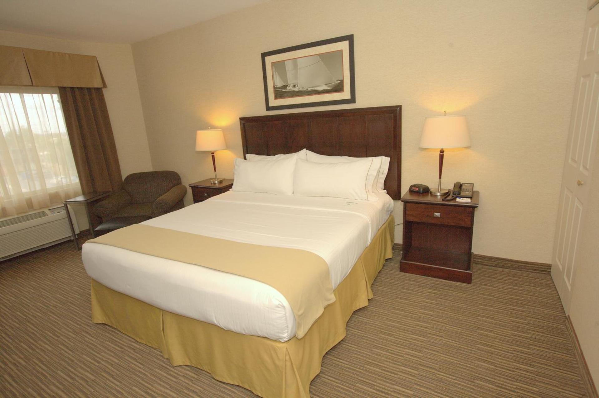 Holiday Inn Express San Diego South - Chula Vista by IHG photo 38