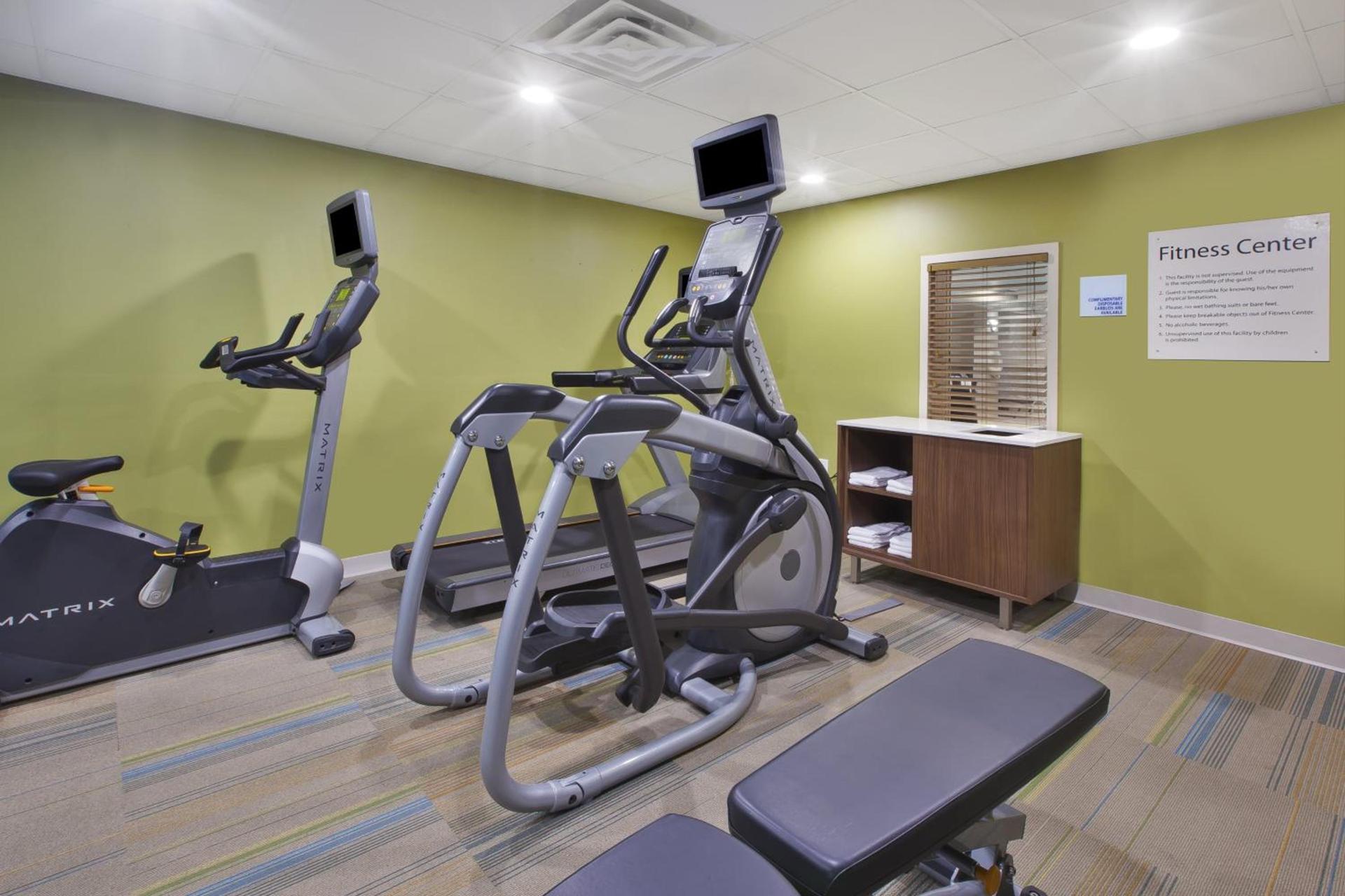 Holiday Inn Express Tiffin by IHG photo 5