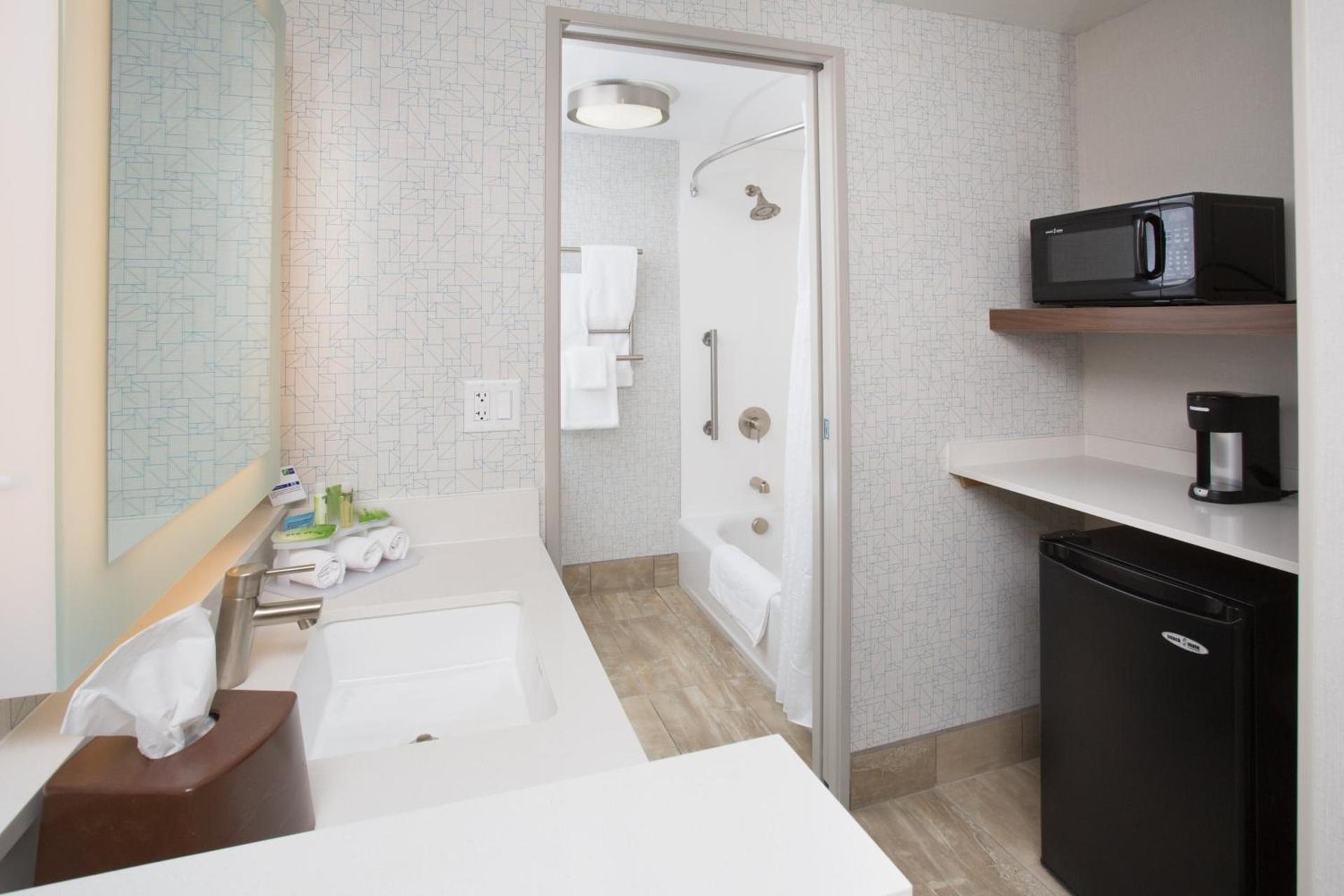 Holiday Inn Express Salt Lake City Downtown by IHG photo 2