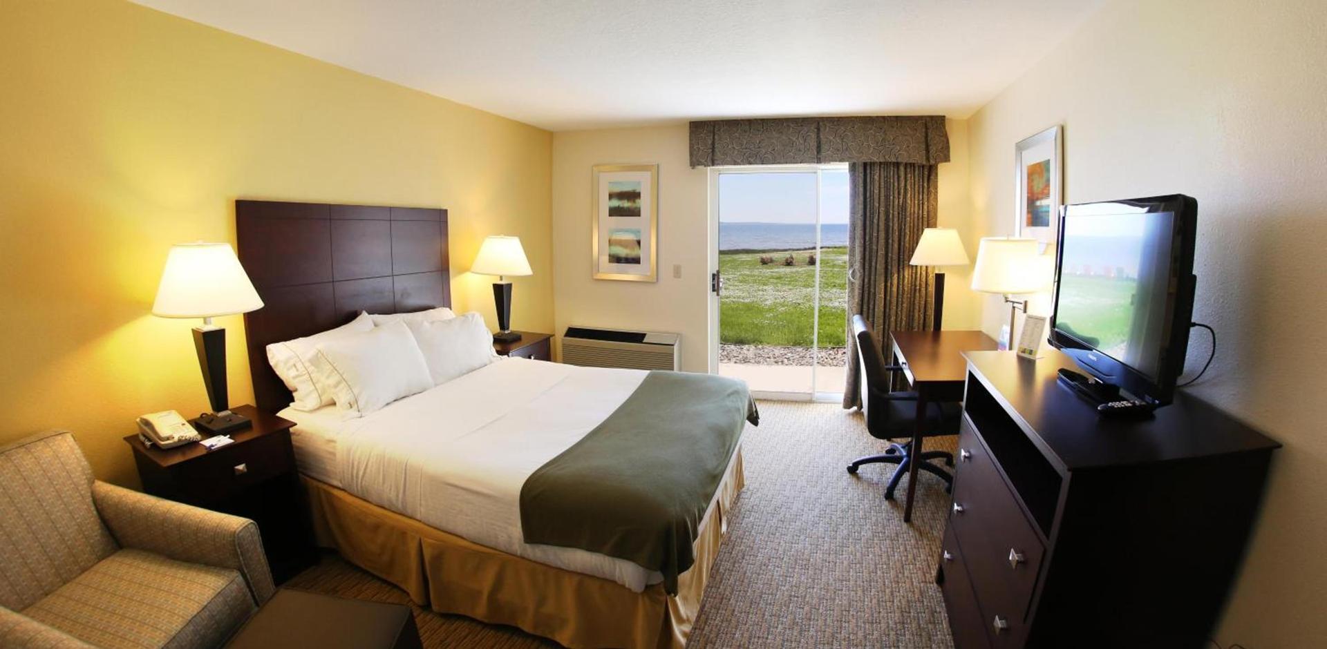 Holiday Inn Express St. Ignace-Lake Front by IHG photo 20