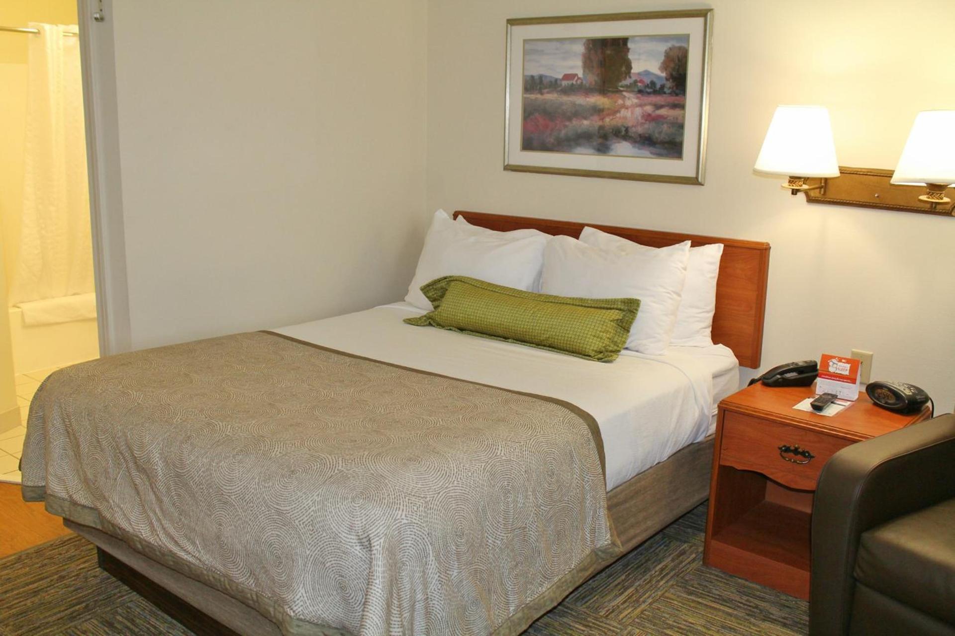 Candlewood Suites Syracuse-Airport by IHG photo 35