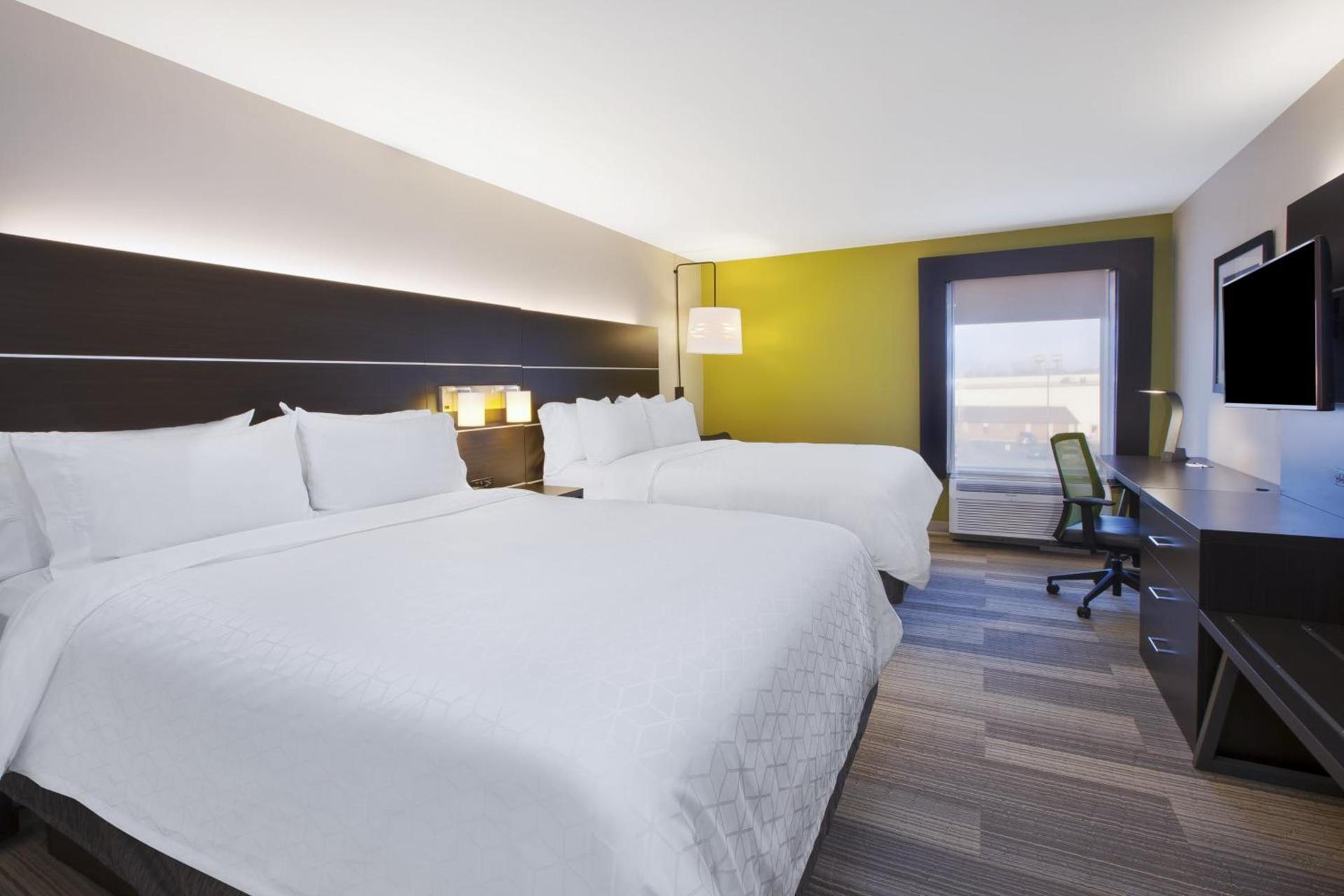 Holiday Inn Express Tiffin by IHG photo 25