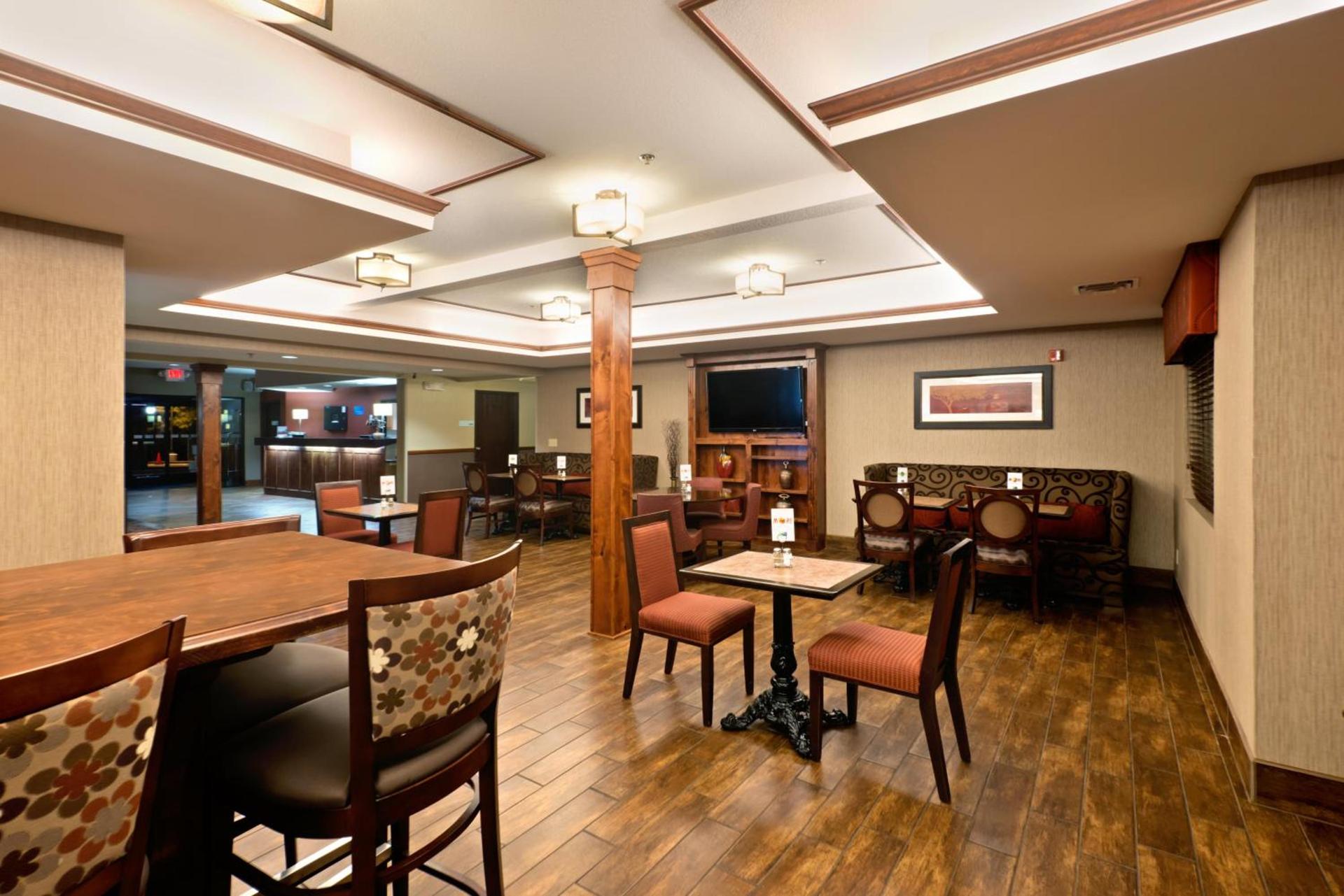 Holiday Inn Express Show Low by IHG photo 19