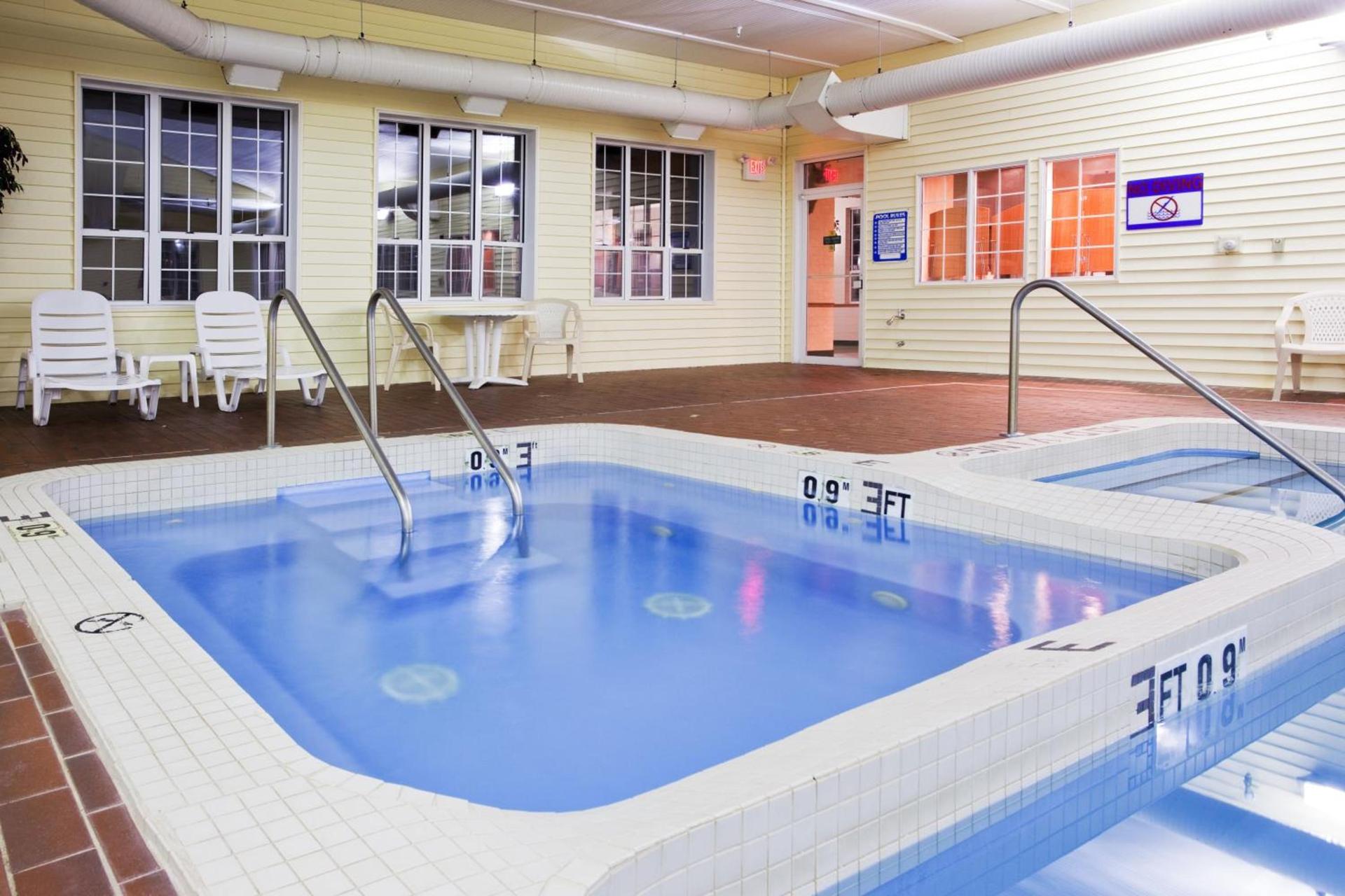 Holiday Inn Express St. Ignace-Lake Front by IHG photo 12