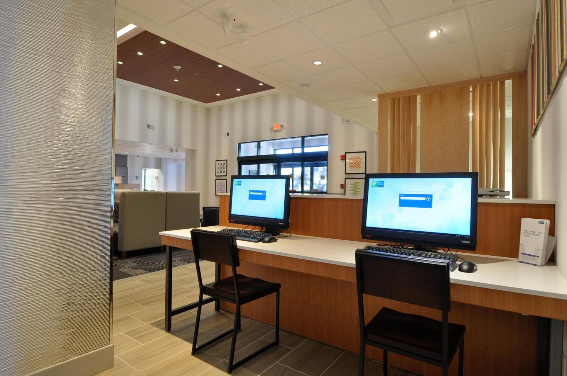 Holiday Inn Express Quantico - Stafford by IHG photo 28