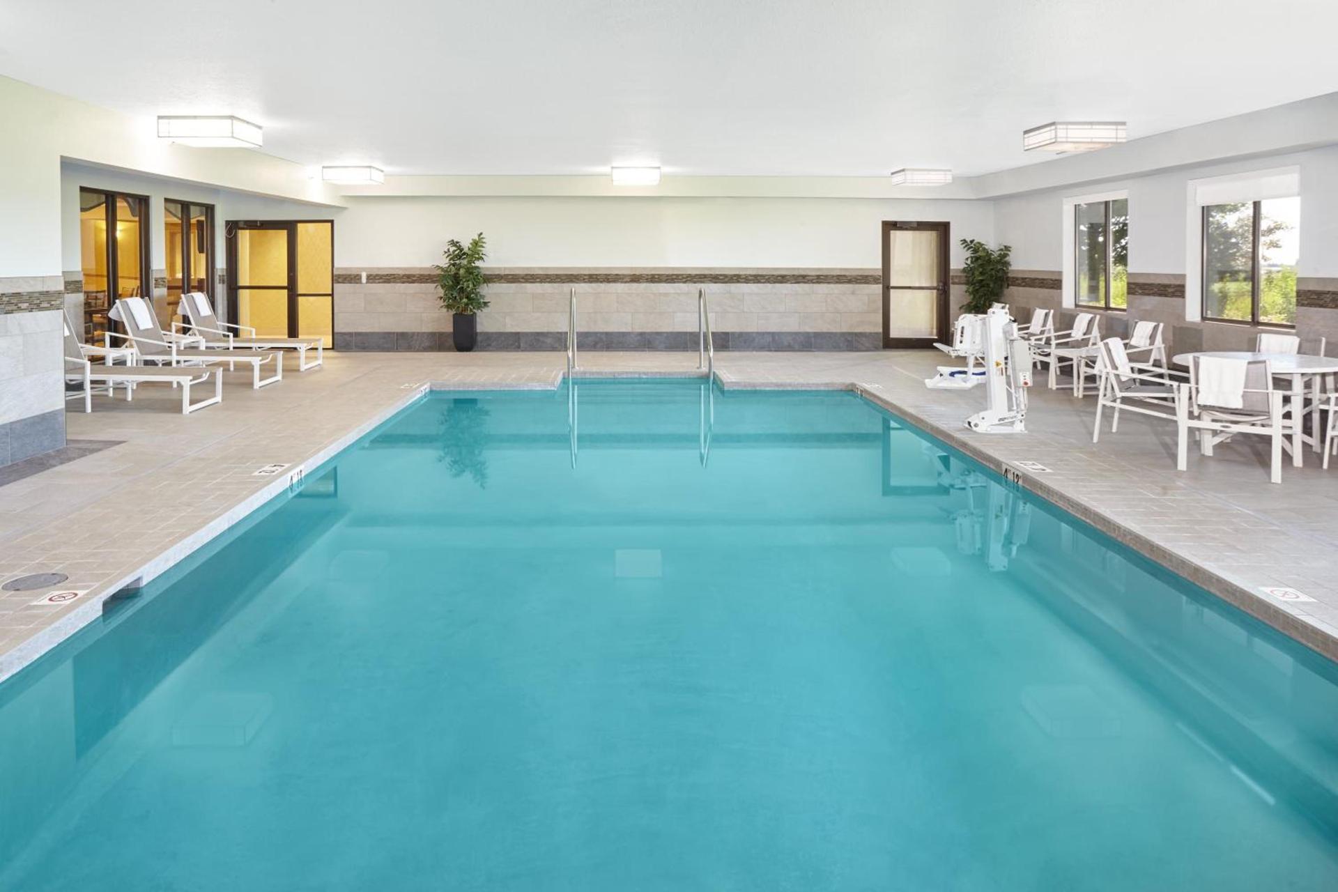 Holiday Inn Express Sheboygan-Kohler / I-43 by IHG photo 25