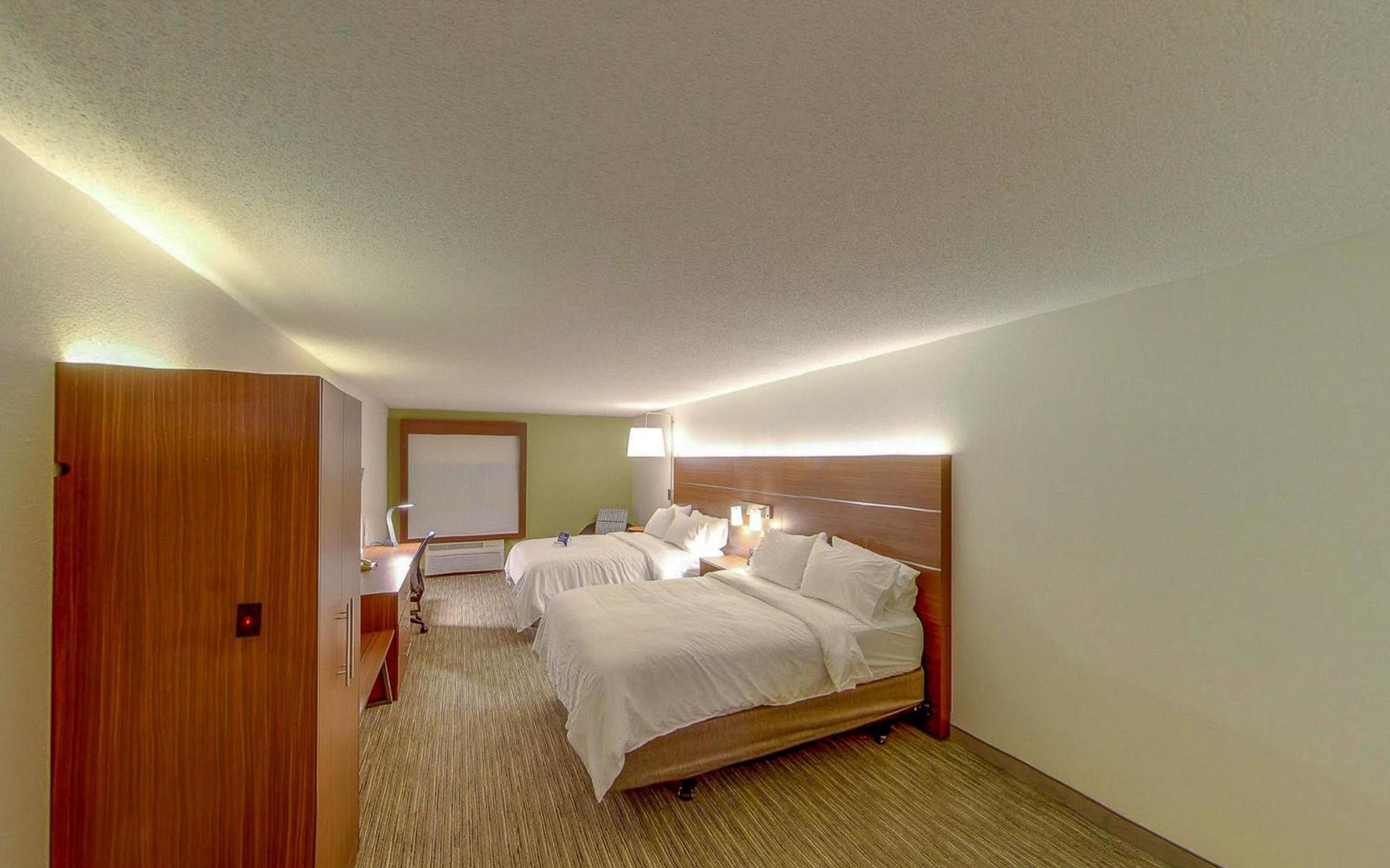 Holiday Inn Express Fort Wayne - East - New Haven by IHG photo 28