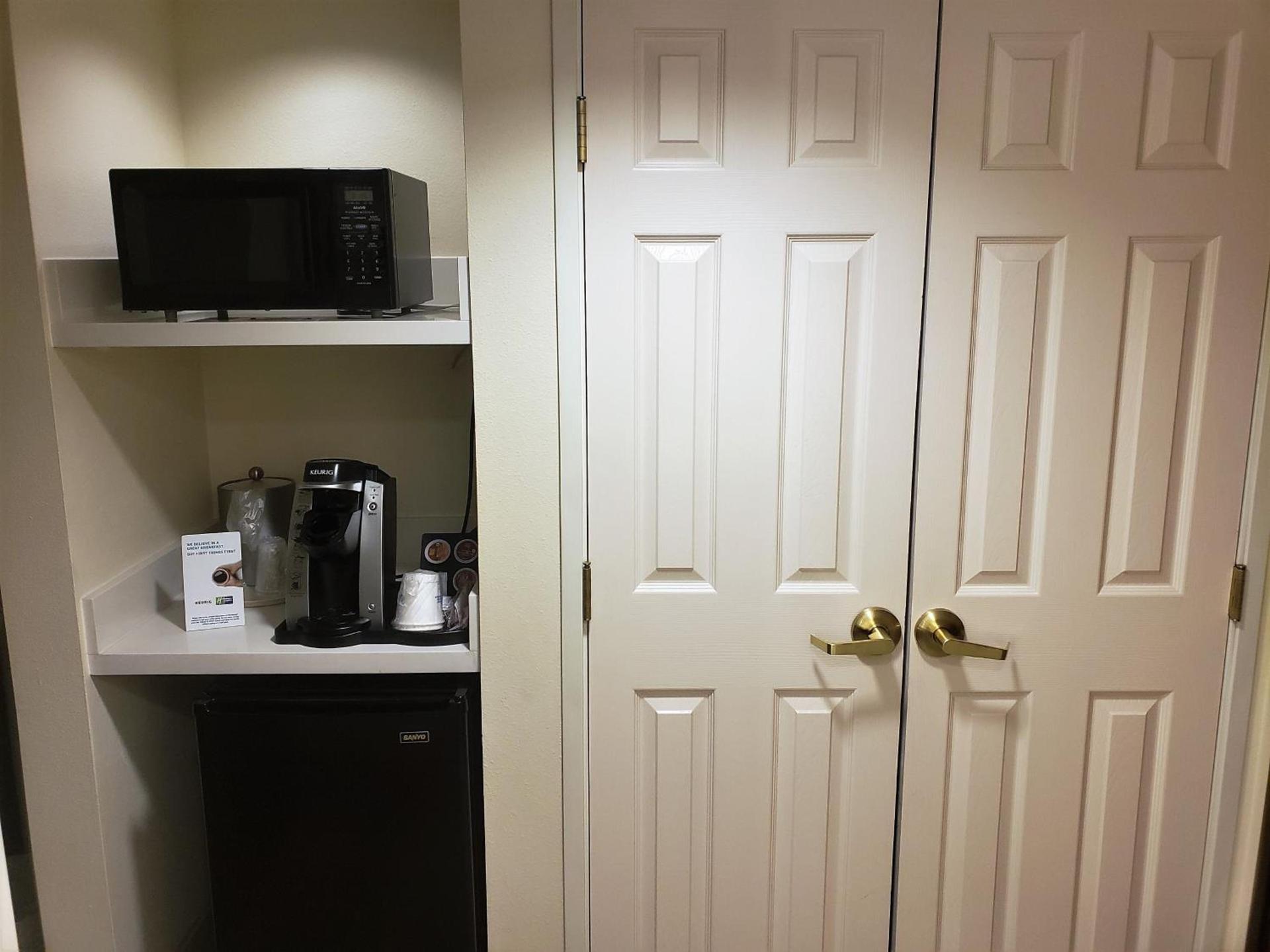 Holiday Inn Express Portland West/Hillsboro by IHG photo 29