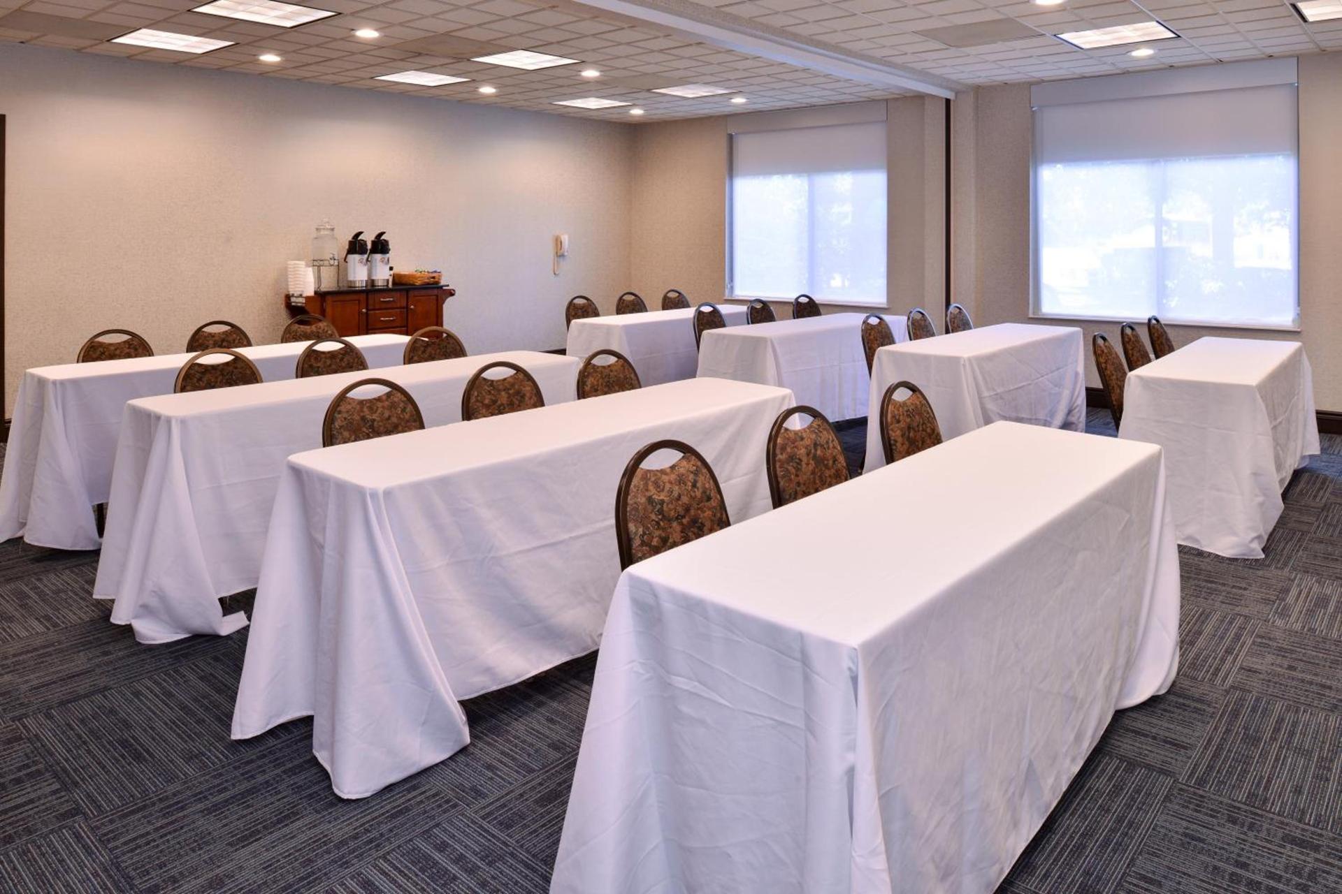 Holiday Inn Express Portland West/Hillsboro by IHG photo 24