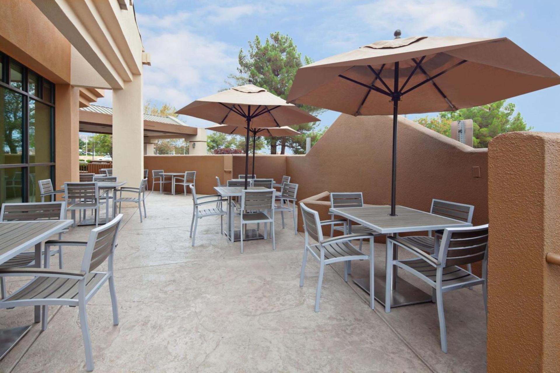 Holiday Inn Palmdale-Lancaster by IHG photo 18