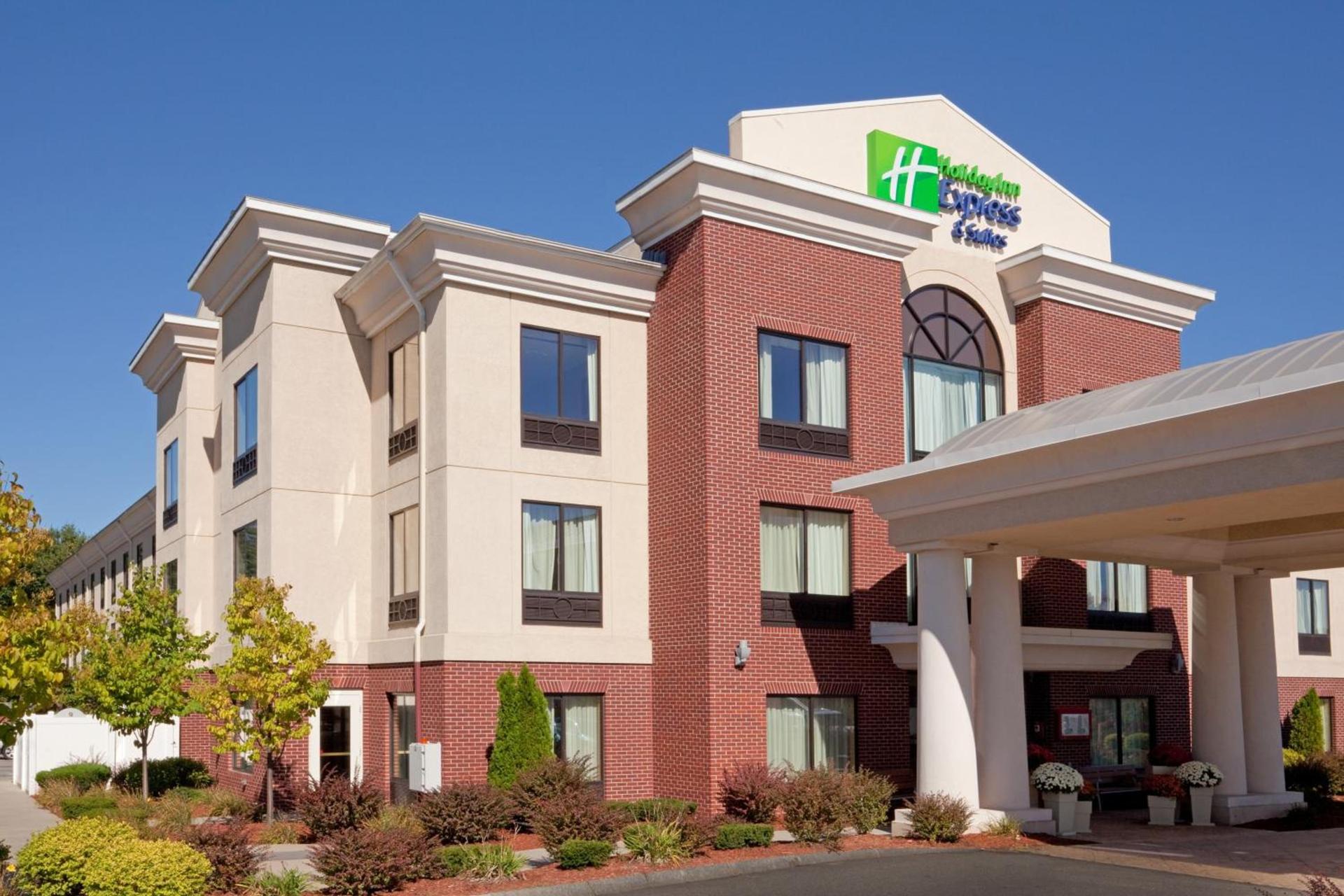 Holiday Inn Express Hotel & Suites Manchester - Airport by IHG — hotel in Manchester