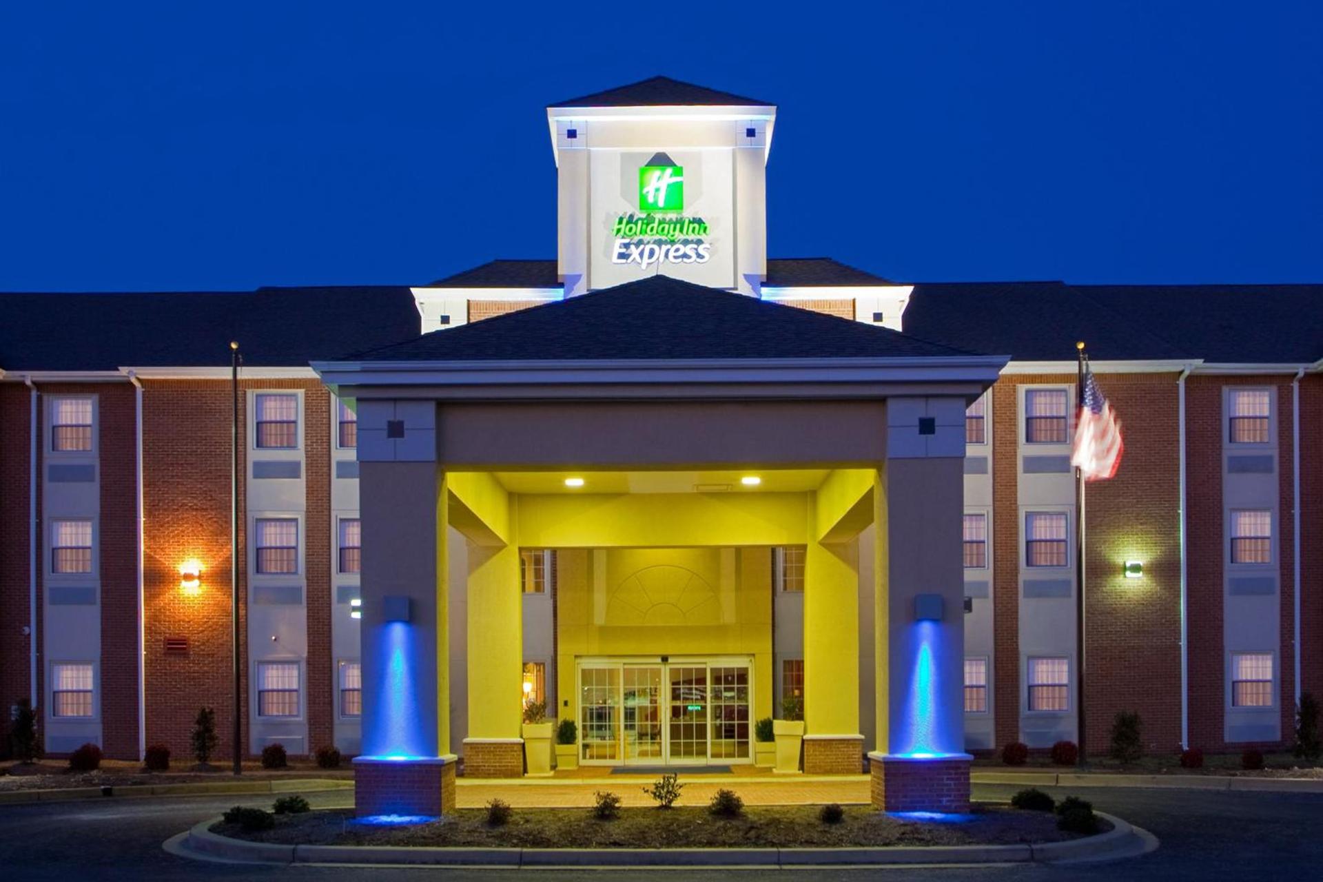 Holiday Inn Express Prince Frederick by IHG photo 1