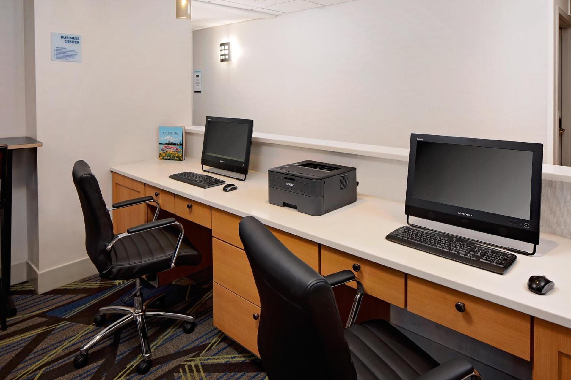 Holiday Inn Express Harrisburg East by IHG photo 5