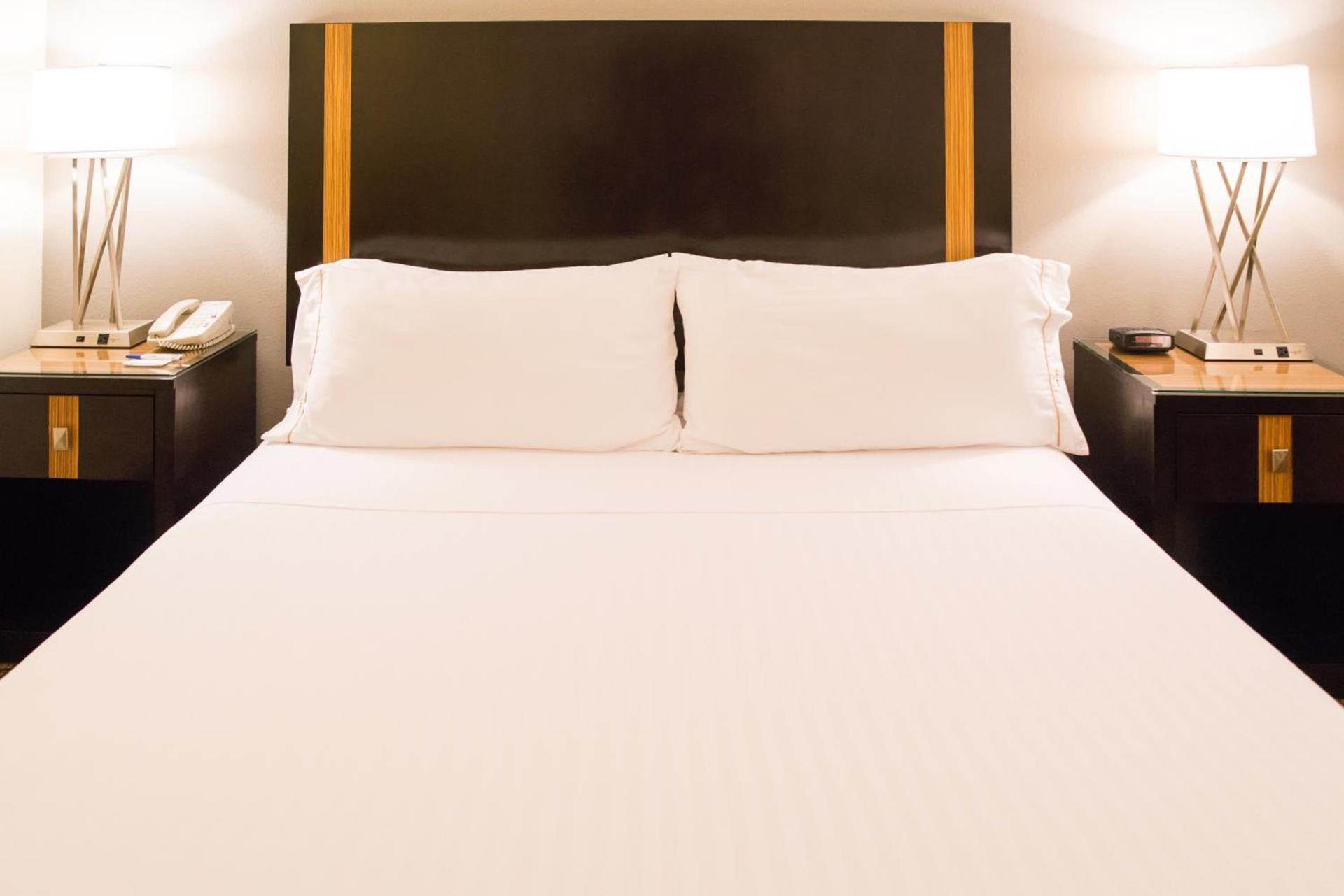 Holiday Inn Express Hotel & Suites Chanhassen by IHG photo 20
