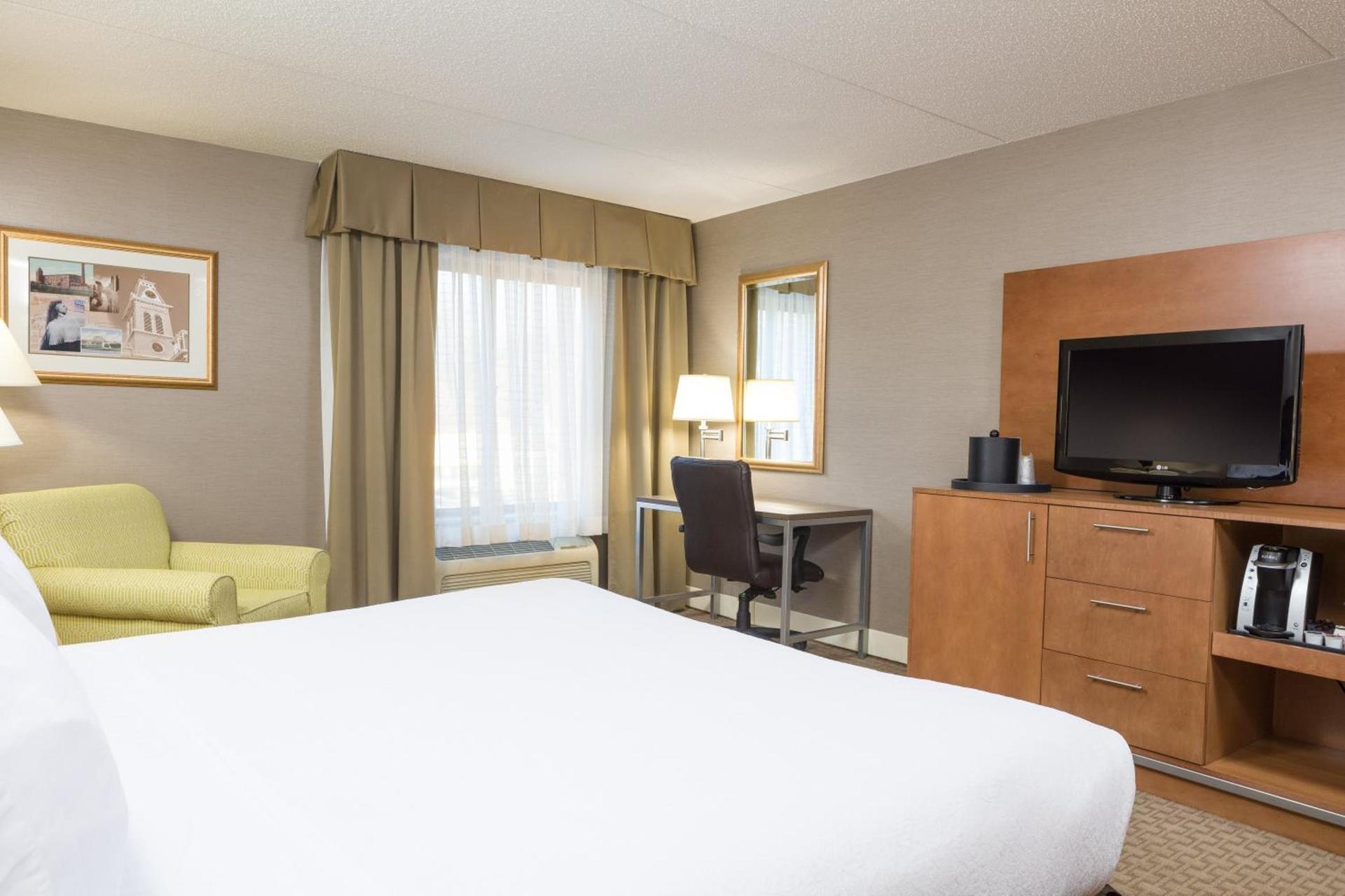 Holiday Inn Manchester Airport by IHG photo 42