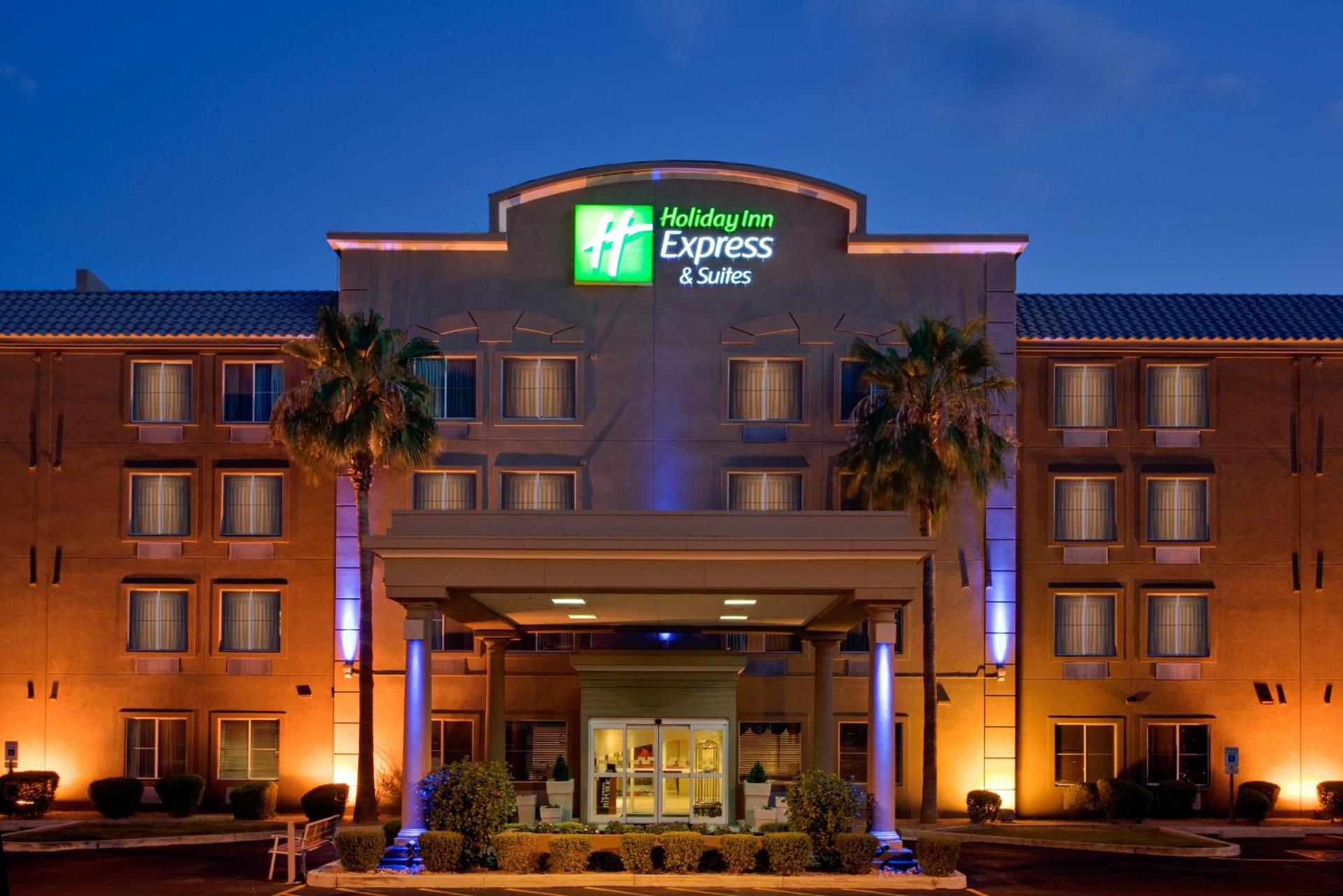 Holiday Inn Express Peoria North - Glendale by IHG photo 25
