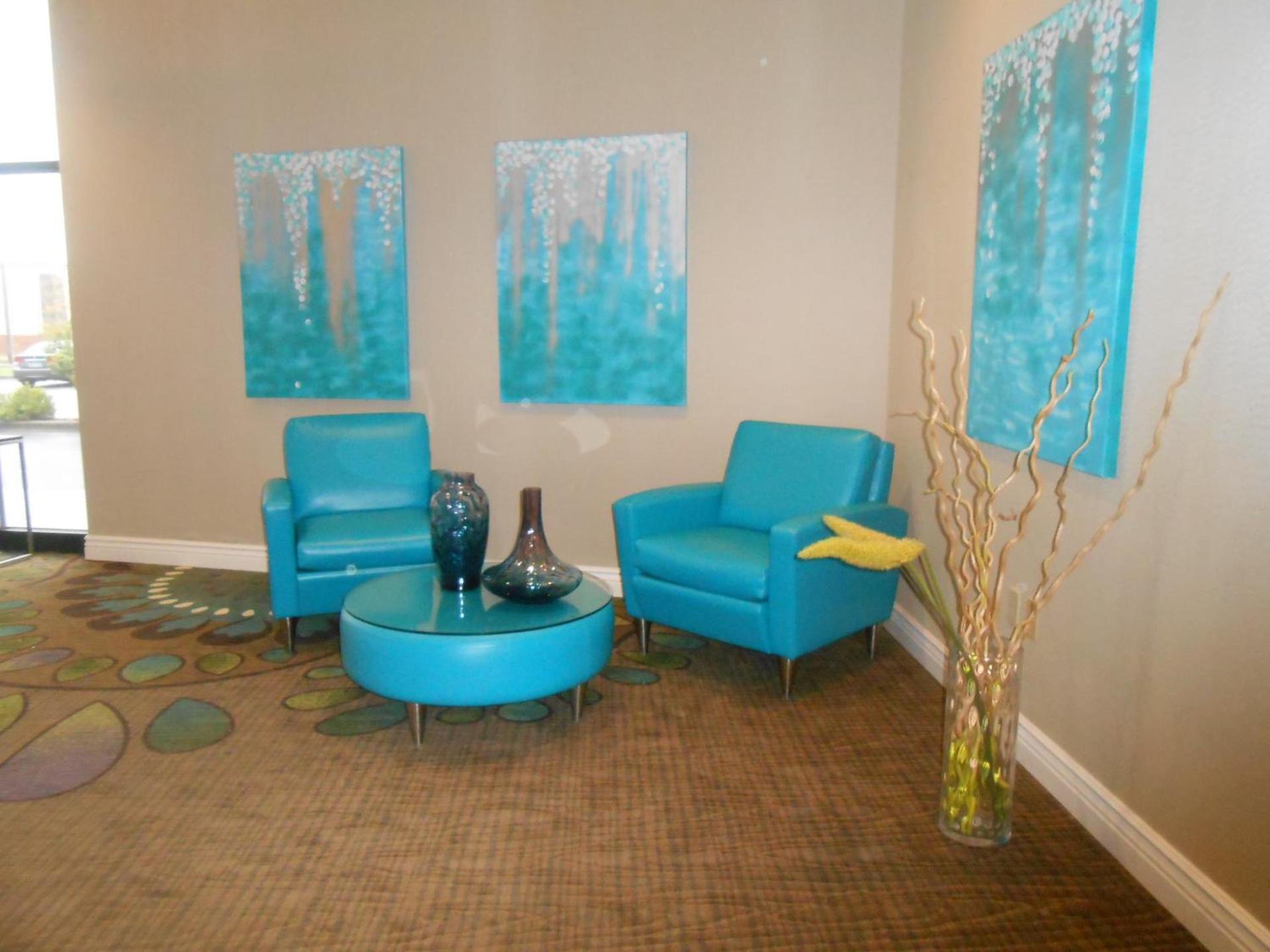 Holiday Inn Express & Suites Carbondale - University Area photo 5