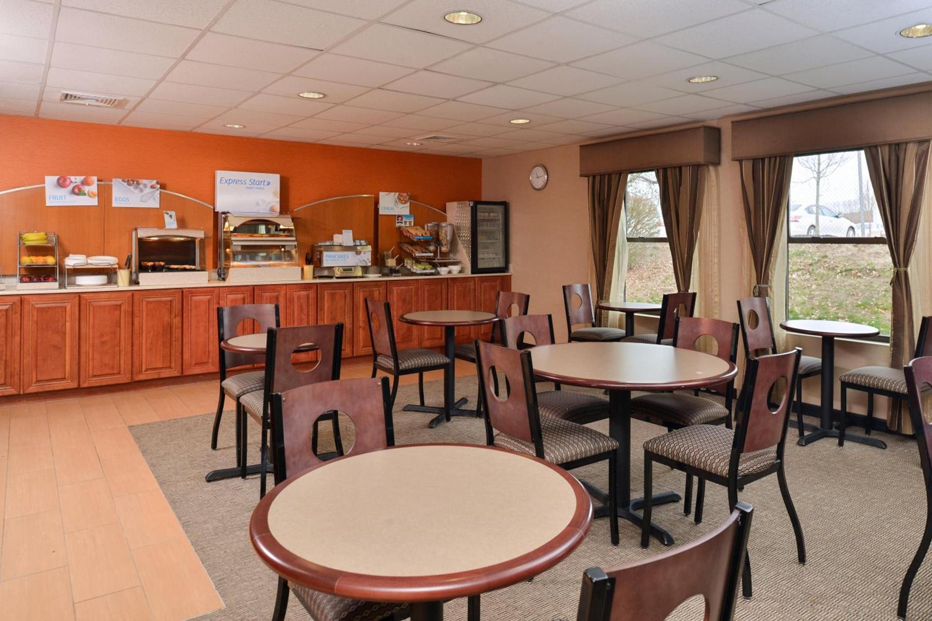 Best Western North Attleboro - Providence Beltway photo 17