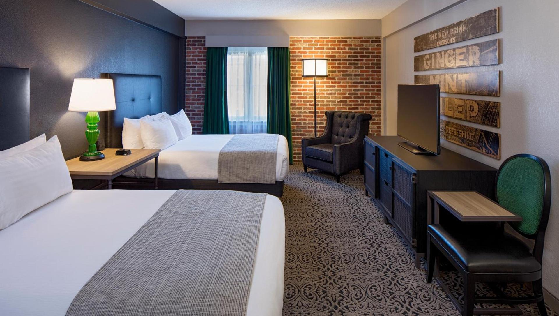 Holiday Inn Hotel French Quarter-Chateau Lemoyne by IHG photo 7