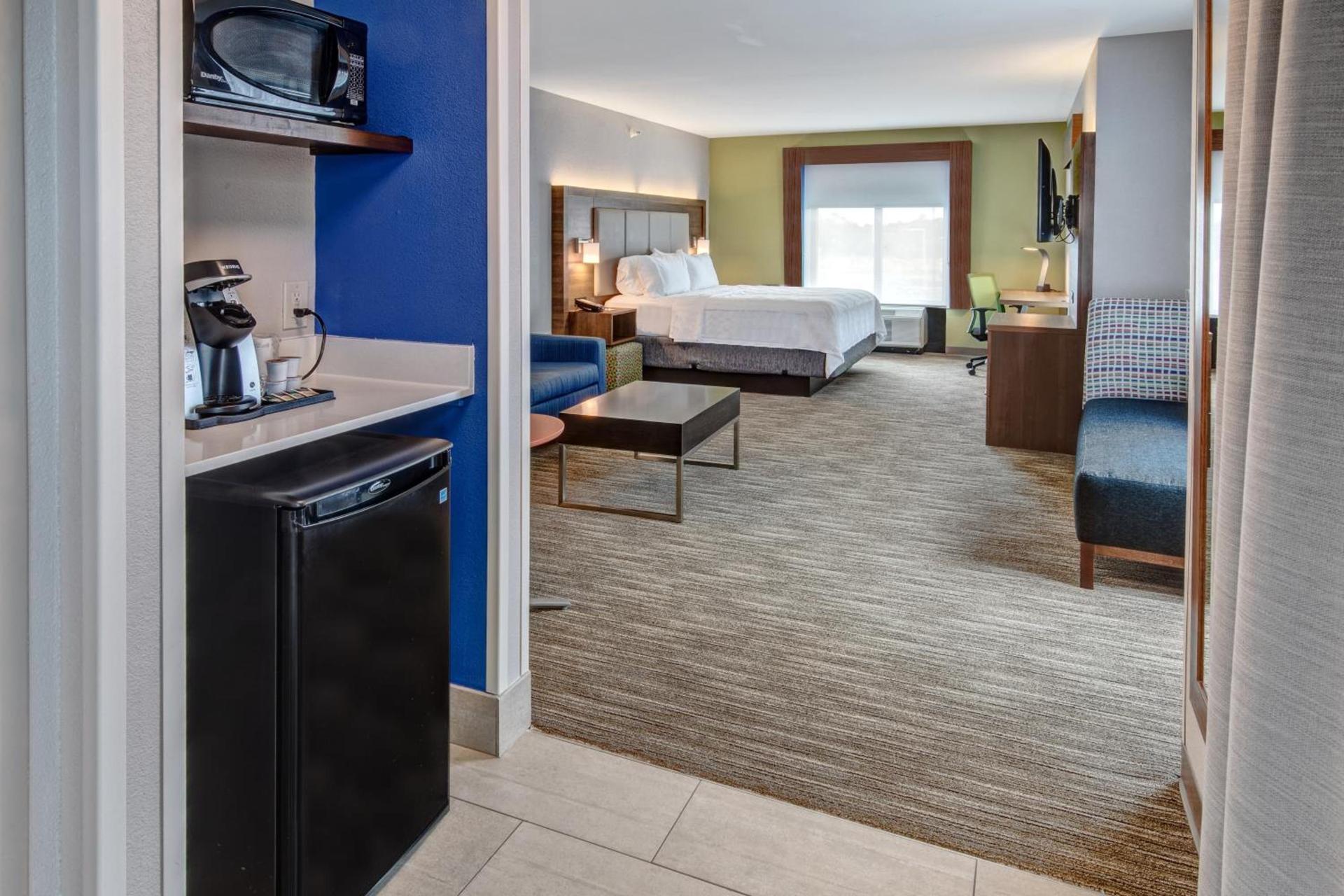 Holiday Inn Express Hotel & Suites Memphis Southwind by IHG photo 39