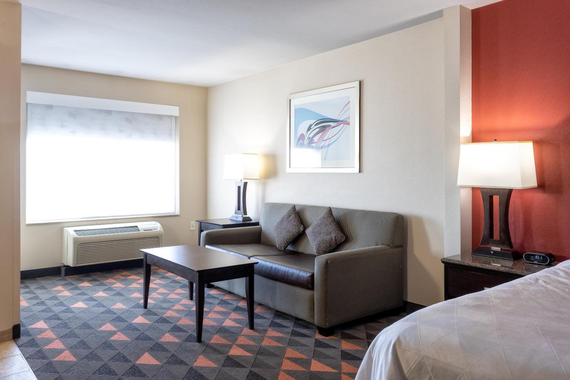 Holiday Inn Oceanside Marina Camp Pendleton by IHG photo 36