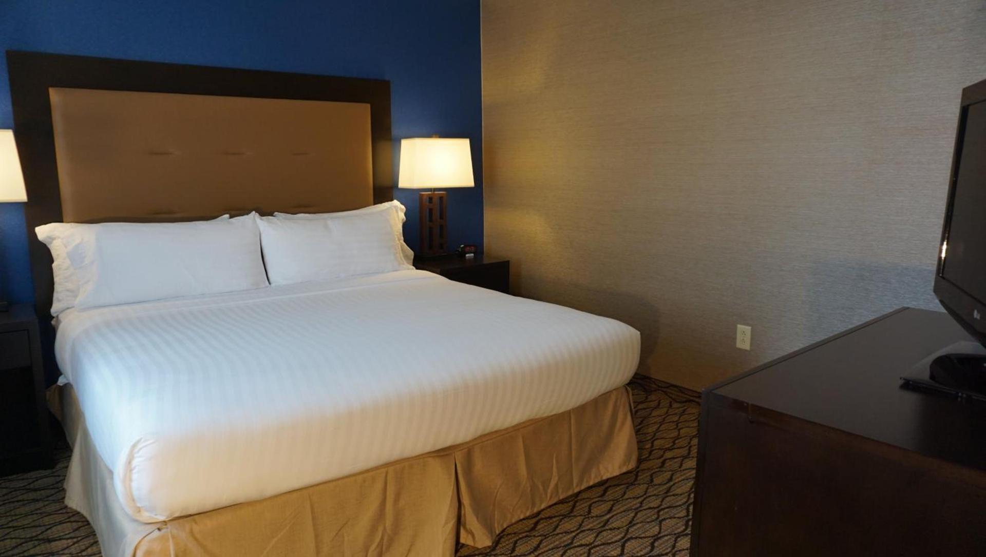 Holiday Inn Express & Suites Gibson by IHG photo 40