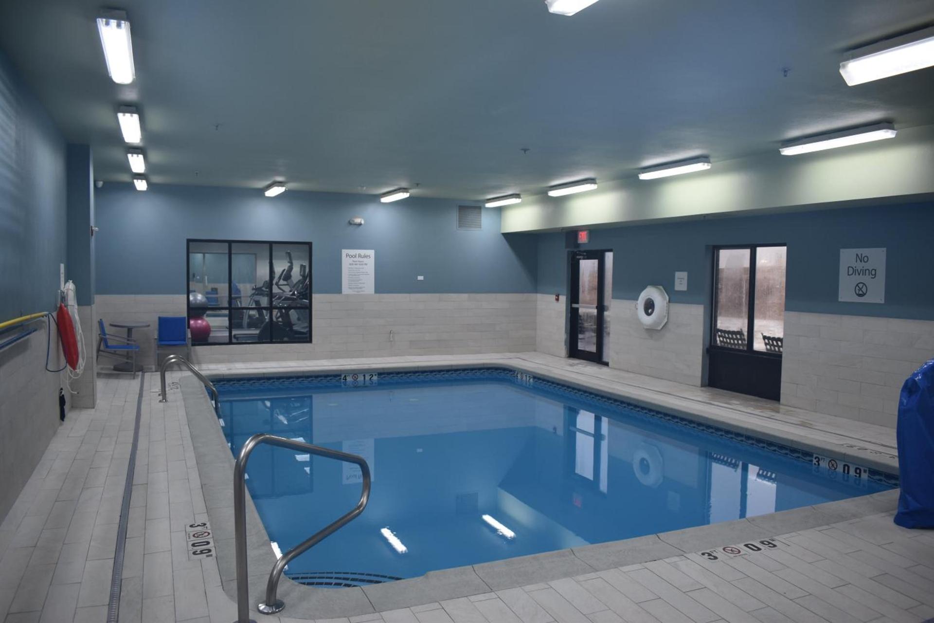 Holiday Inn Express Hotel & Suites McPherson by IHG photo 13