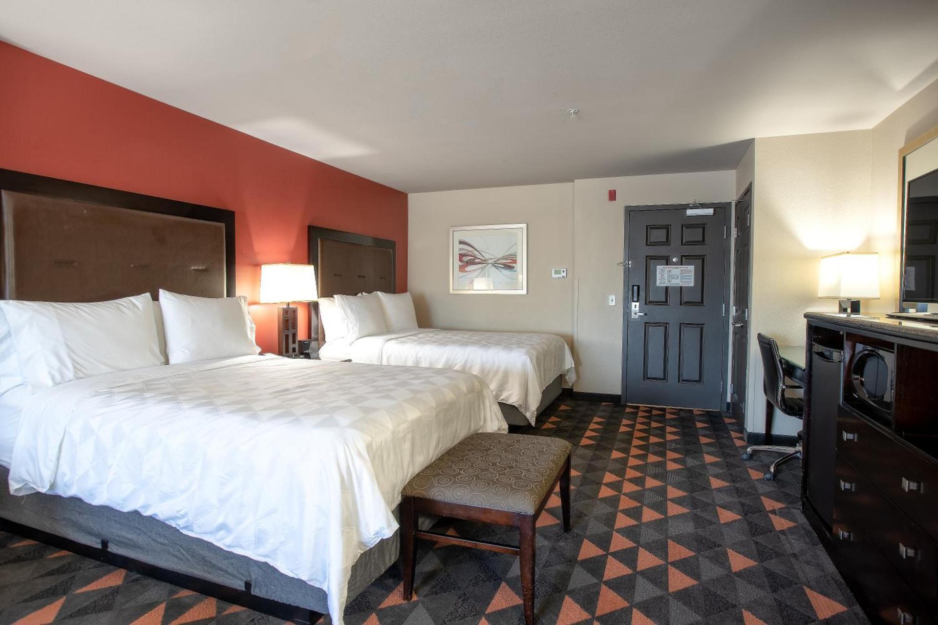 Holiday Inn Oceanside Marina Camp Pendleton by IHG photo 51