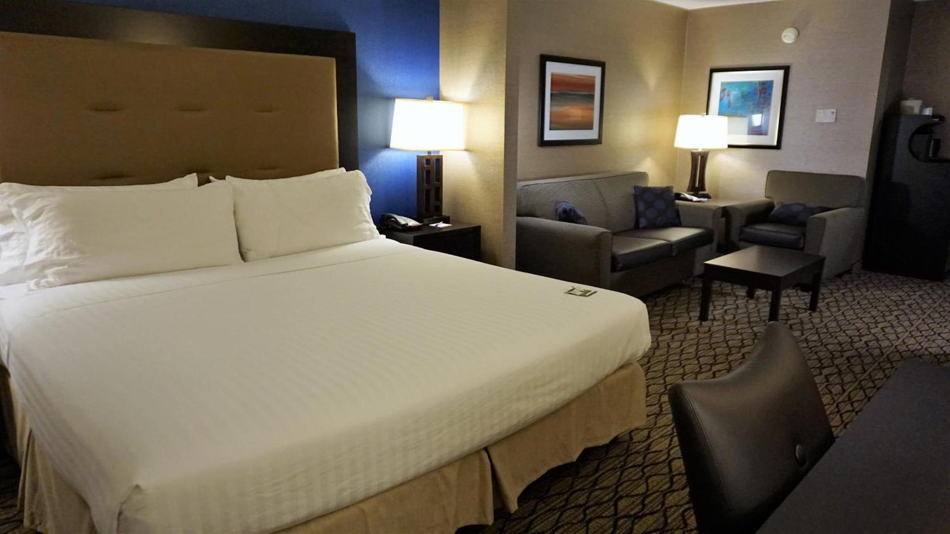 Holiday Inn Express & Suites Gibson by IHG photo 38
