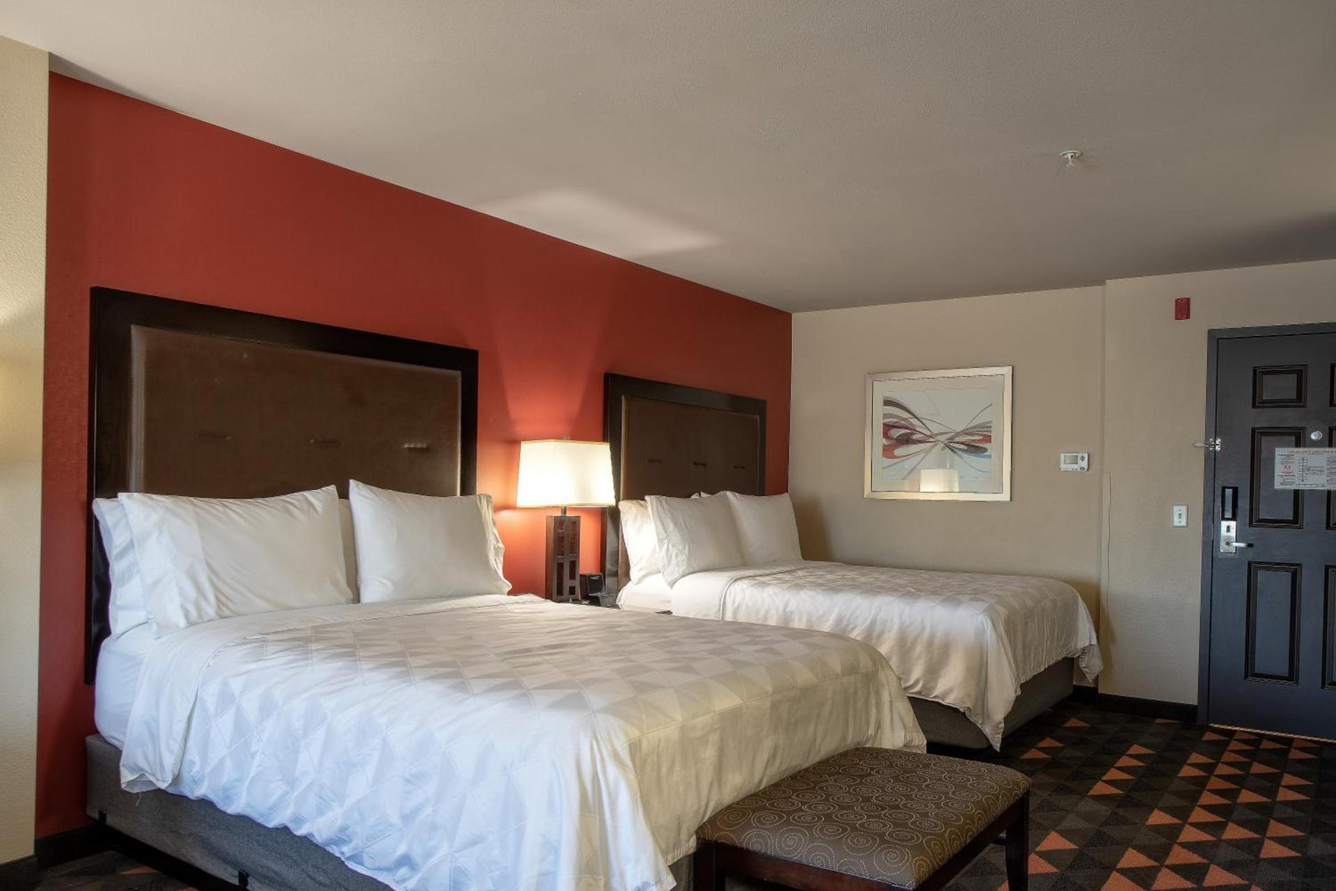 Holiday Inn Oceanside Marina Camp Pendleton by IHG photo 47