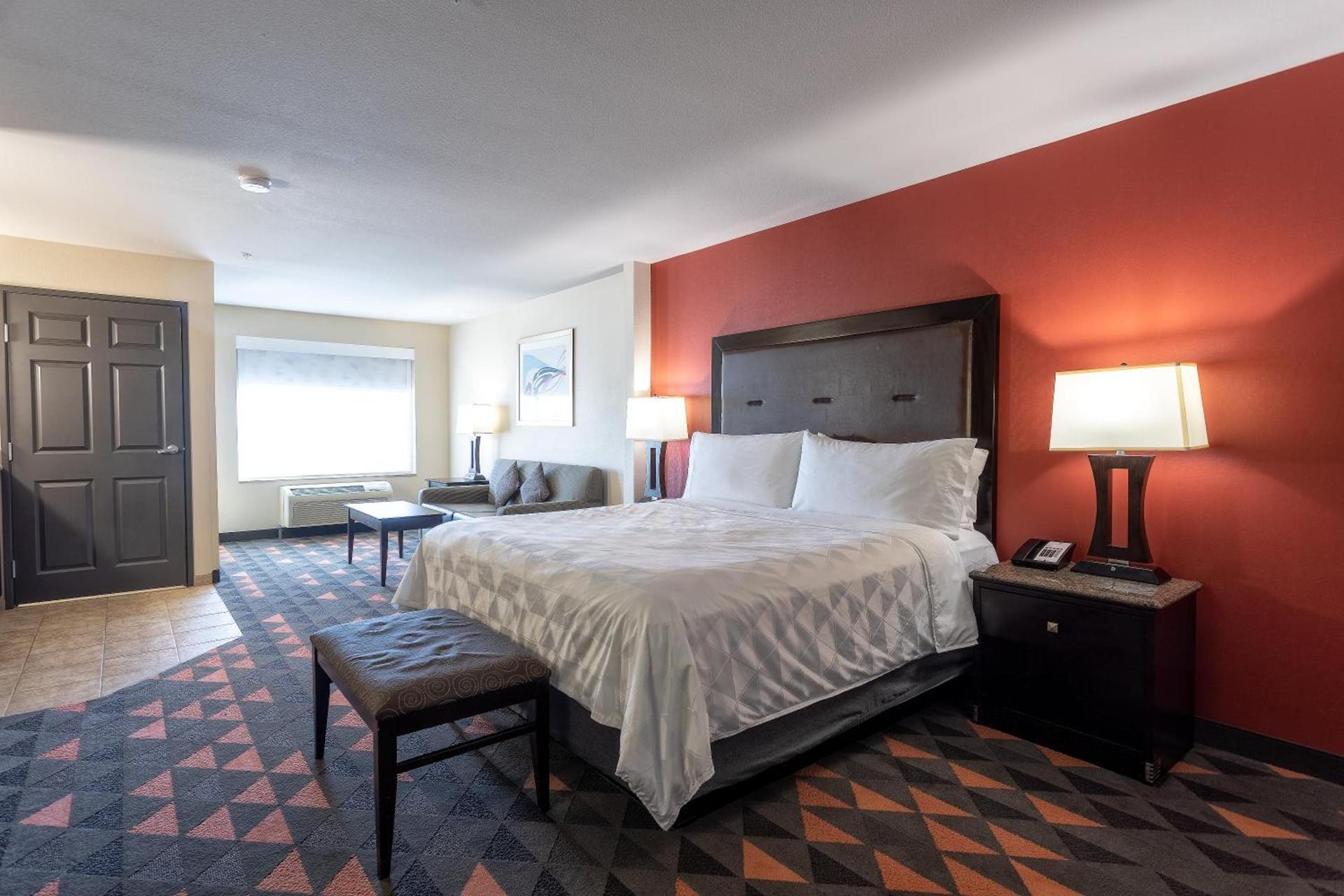 Holiday Inn Oceanside Marina Camp Pendleton by IHG photo 76