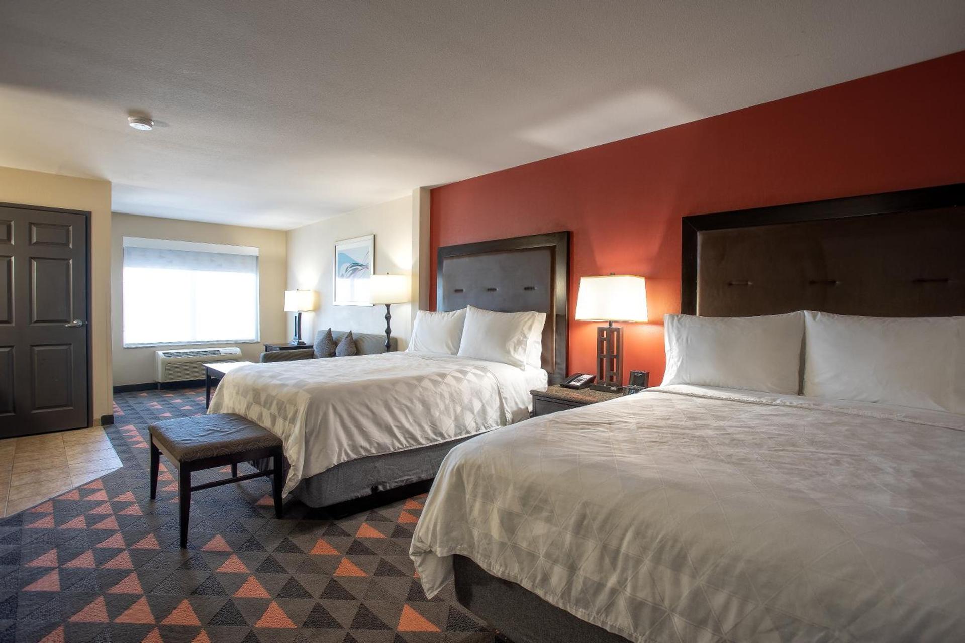 Holiday Inn Oceanside Marina Camp Pendleton by IHG photo 39