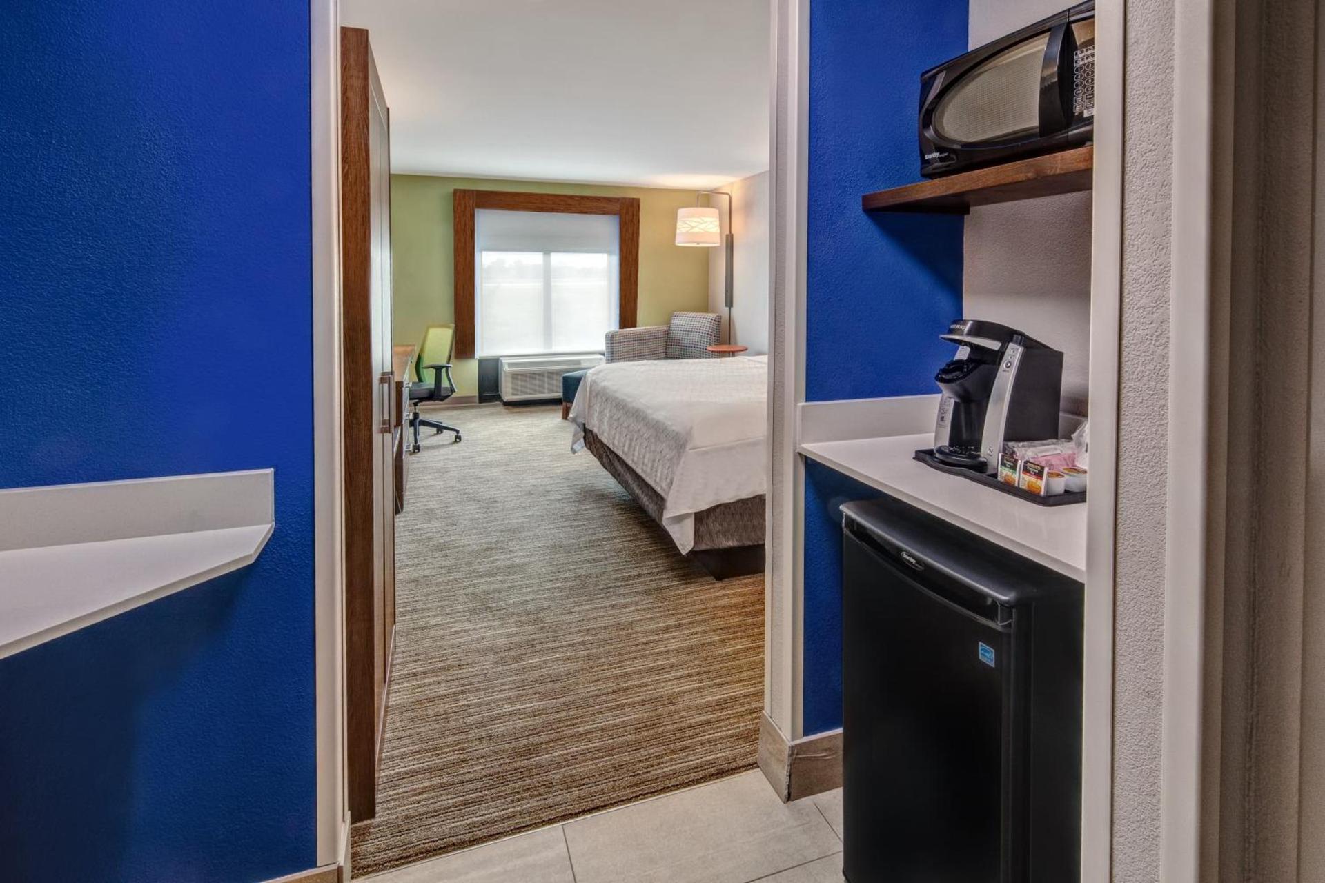 Holiday Inn Express Hotel & Suites Memphis Southwind by IHG photo 37