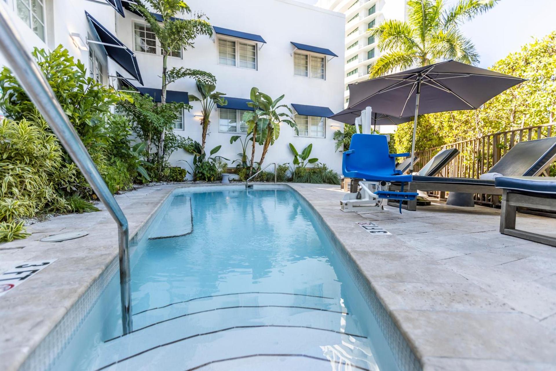 Oceanside Hotel and Suites photo 8