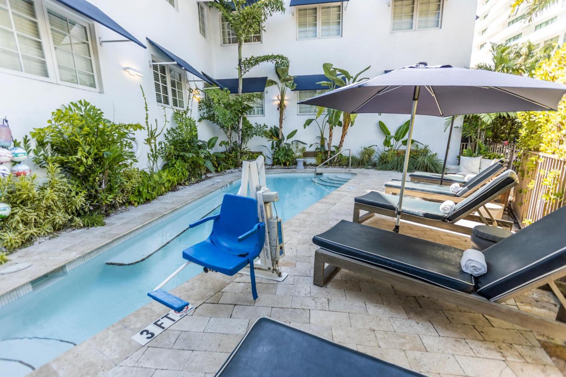 Oceanside Hotel and Suites photo 10