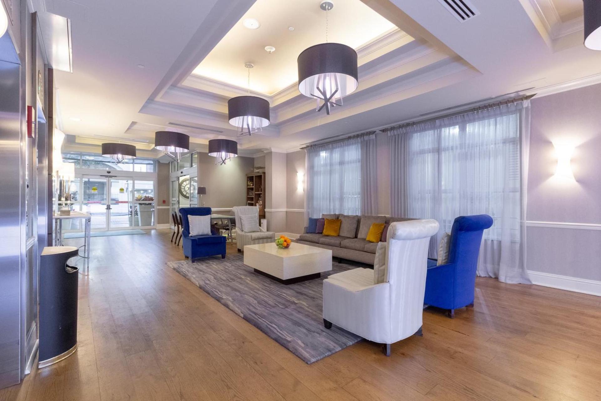 Holiday Inn Express Savannah - Historic District photo 6