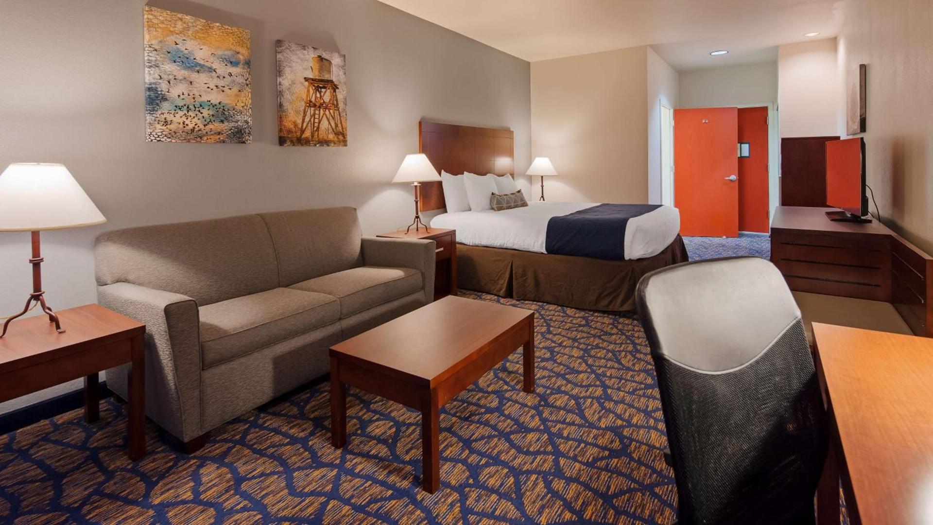 Best Western Plus Villa Del Lago Inn Patterson photo 4