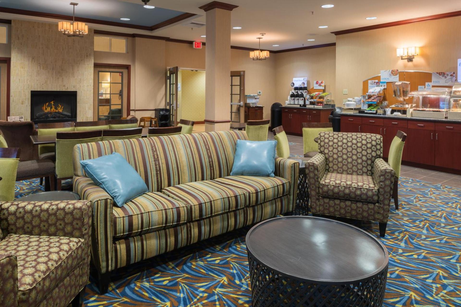 Holiday Inn Express Hotel & Suites North Sequim by IHG photo 37