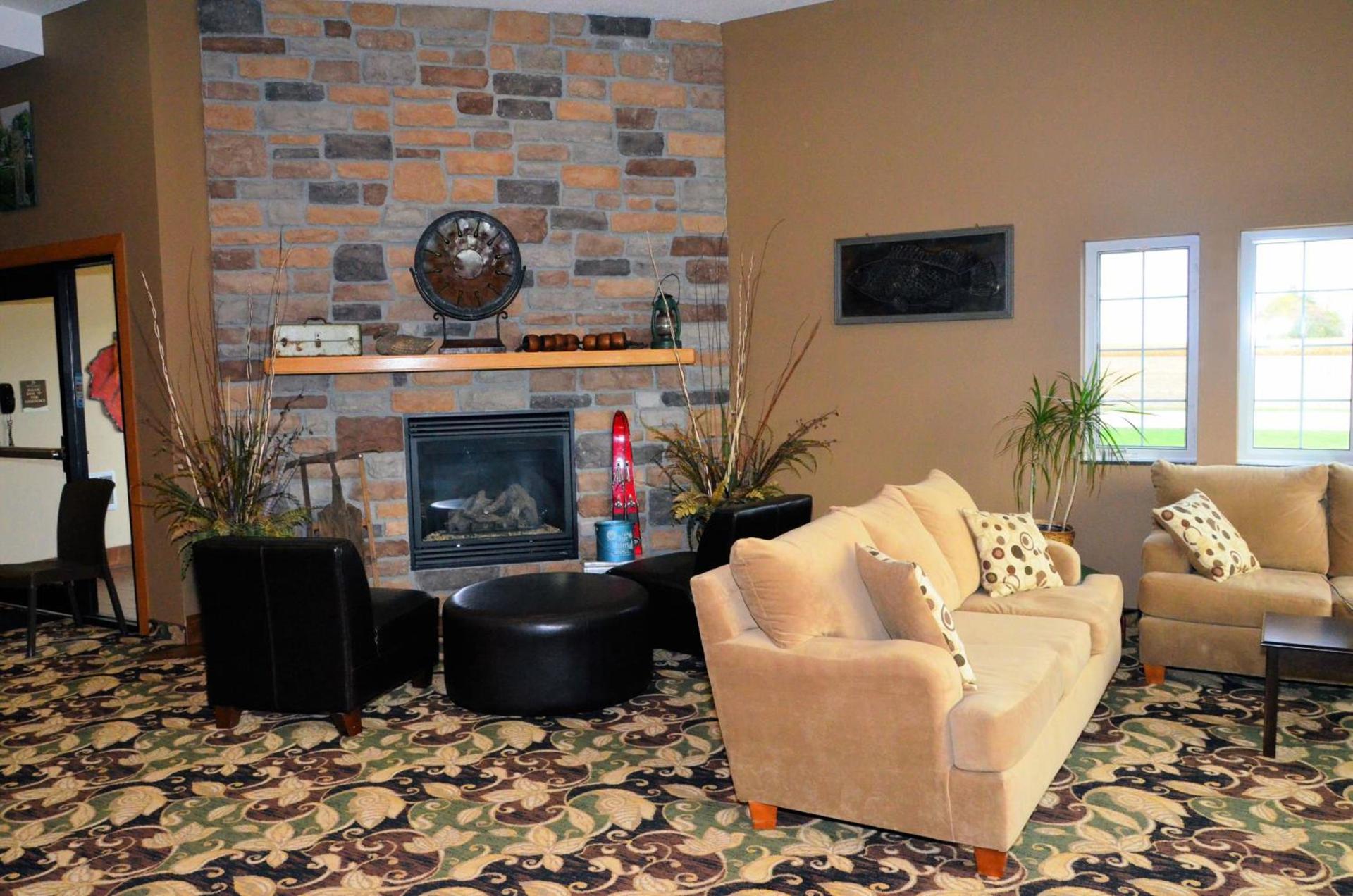 Cobblestone Inn & Suites - Lake View photo 21