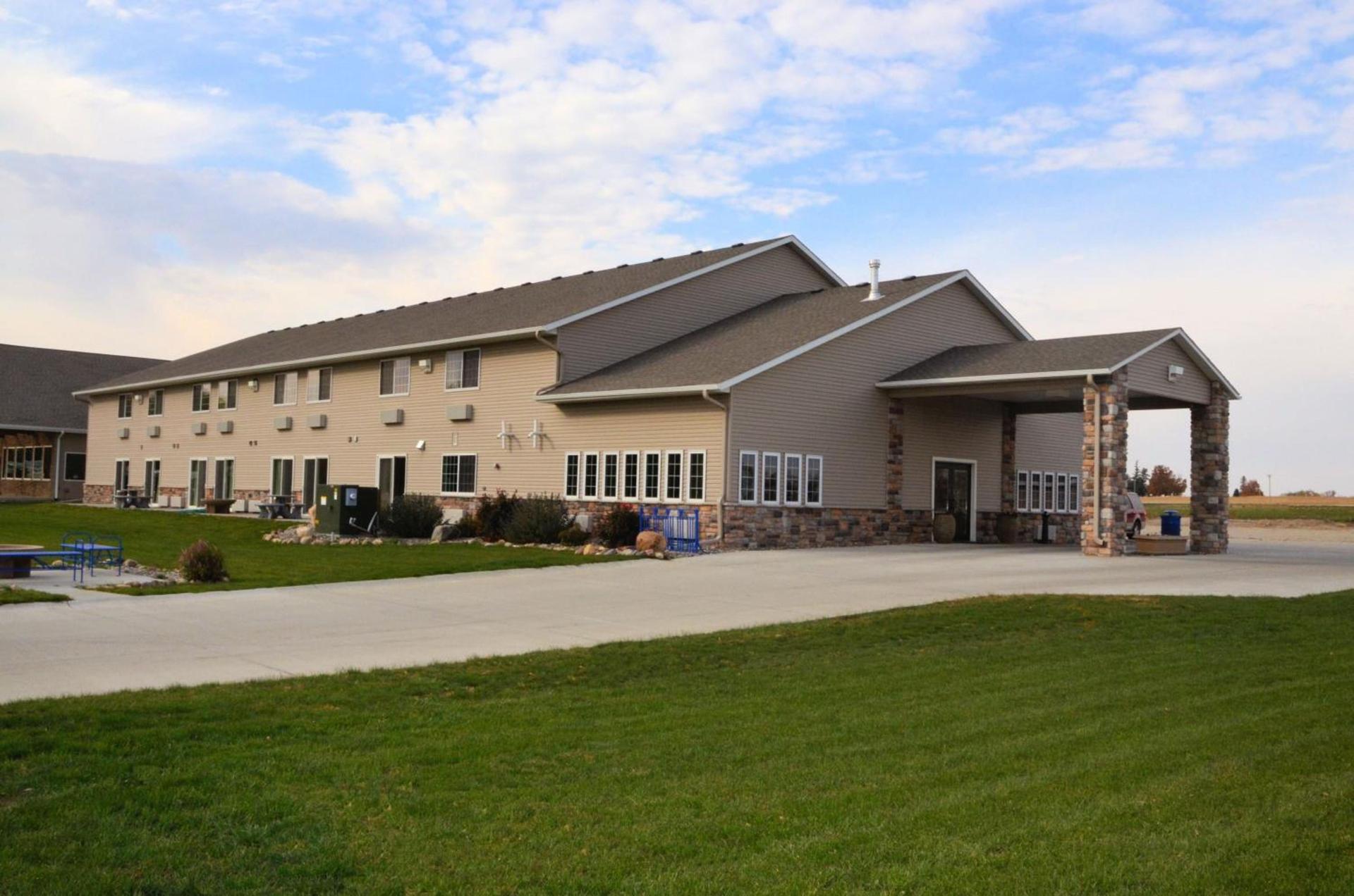 Cobblestone Inn & Suites - Lake View photo 34