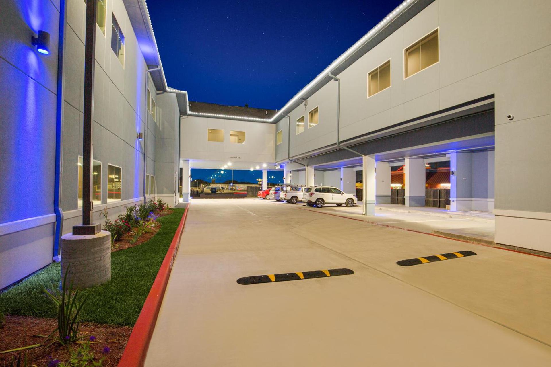 Scottish Inns & Suites Houston, TX photo 3