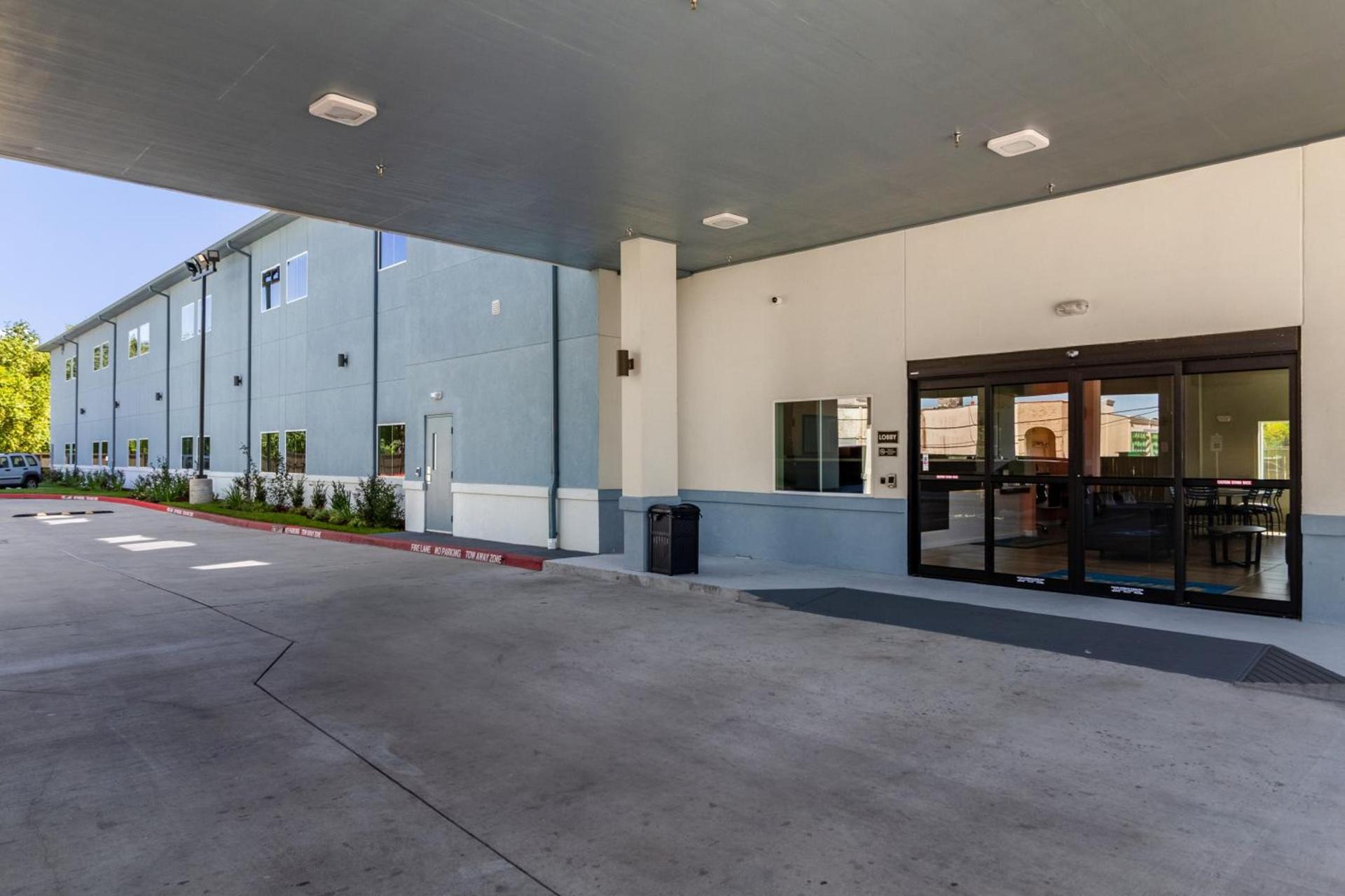 Scottish Inns & Suites Houston, TX photo 2