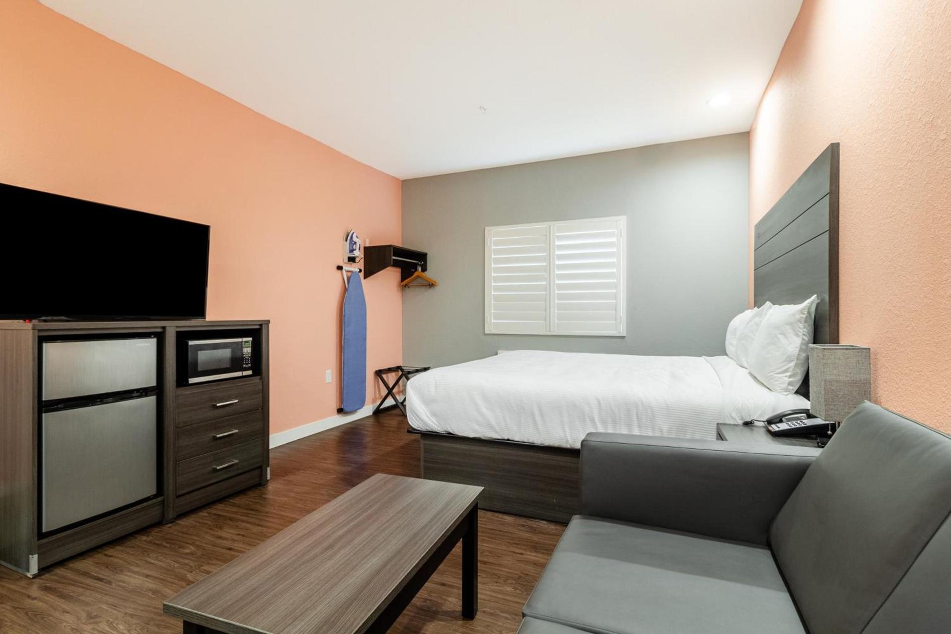 Scottish Inns & Suites Houston, TX photo 20