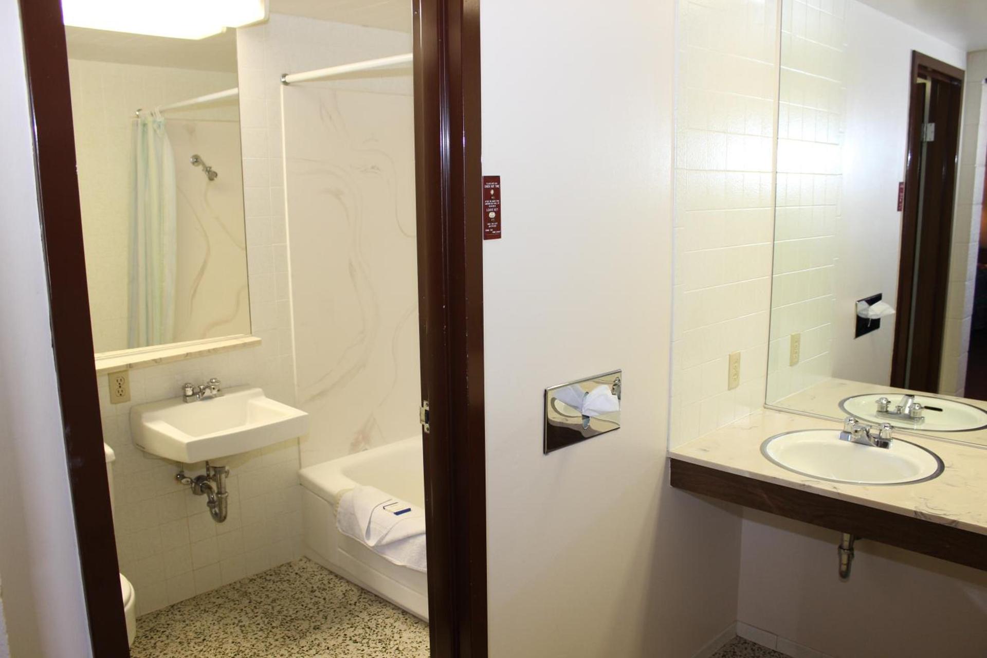 Prairie Inn photo 17