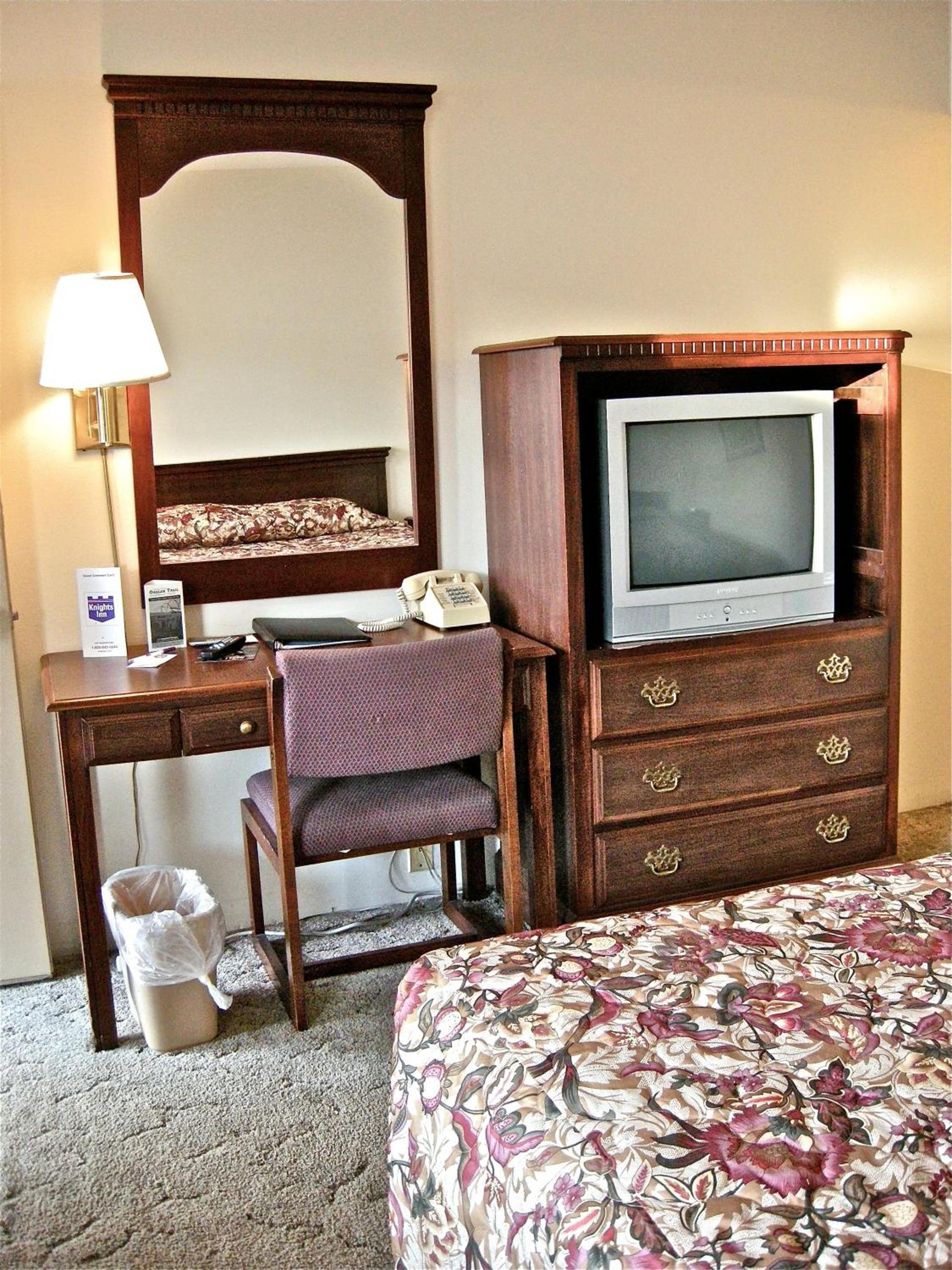 Knights Inn - Baker City photo 19