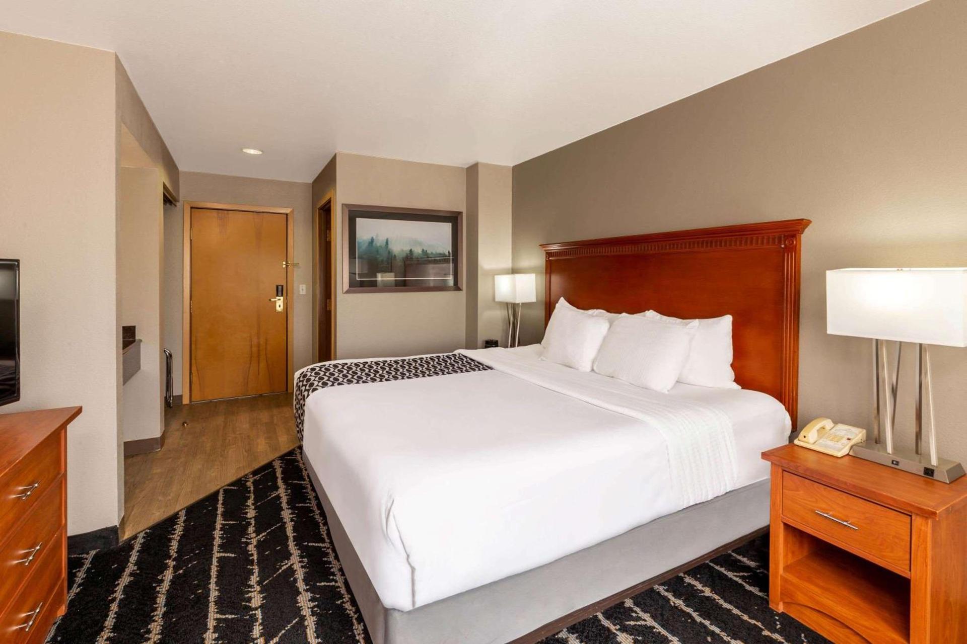 La Quinta by Wyndham Vancouver photo 12