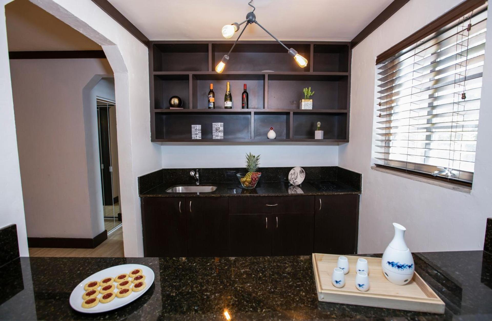 Lincoln Arms Suites photo 54